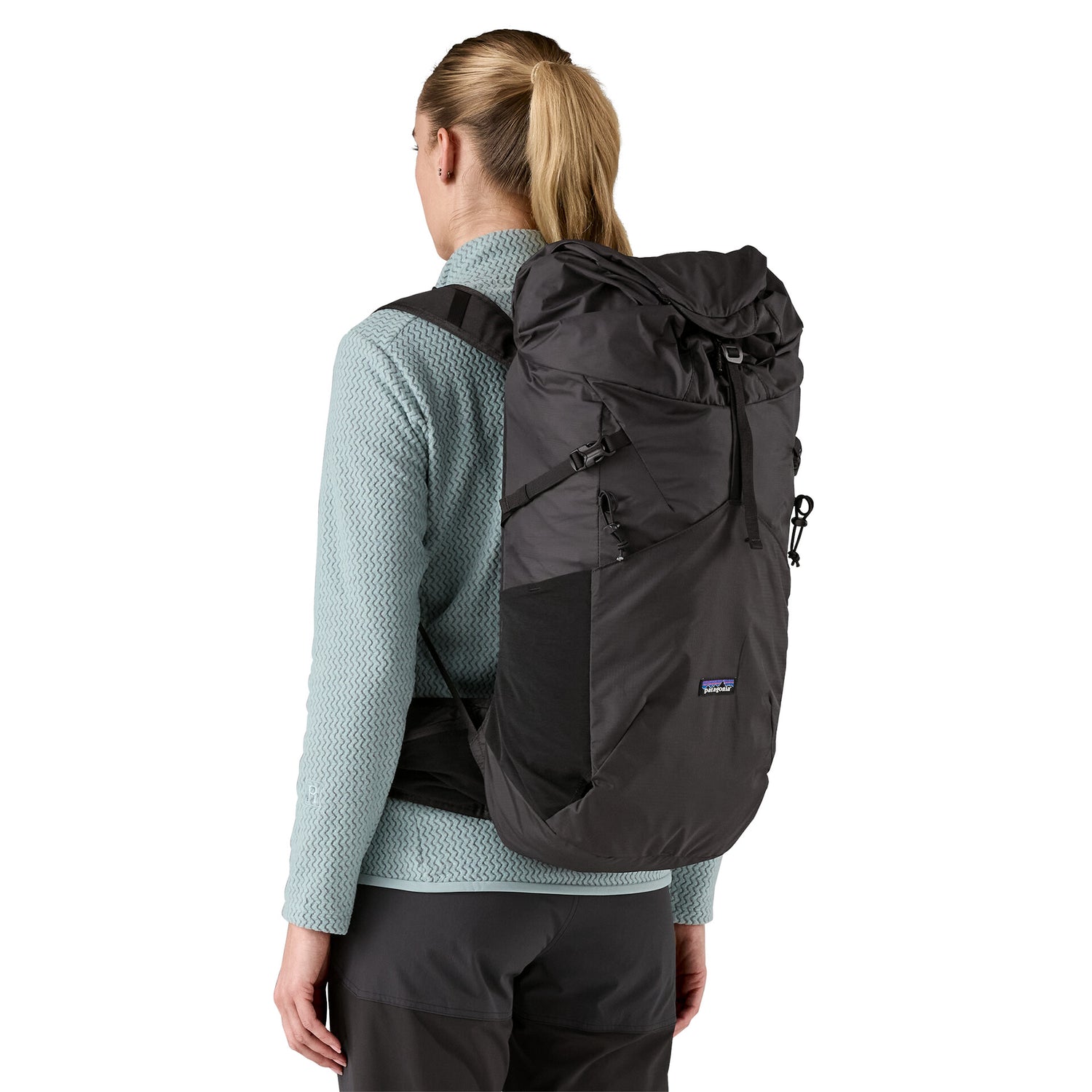 TERRAVIA PACK 28L BLACK