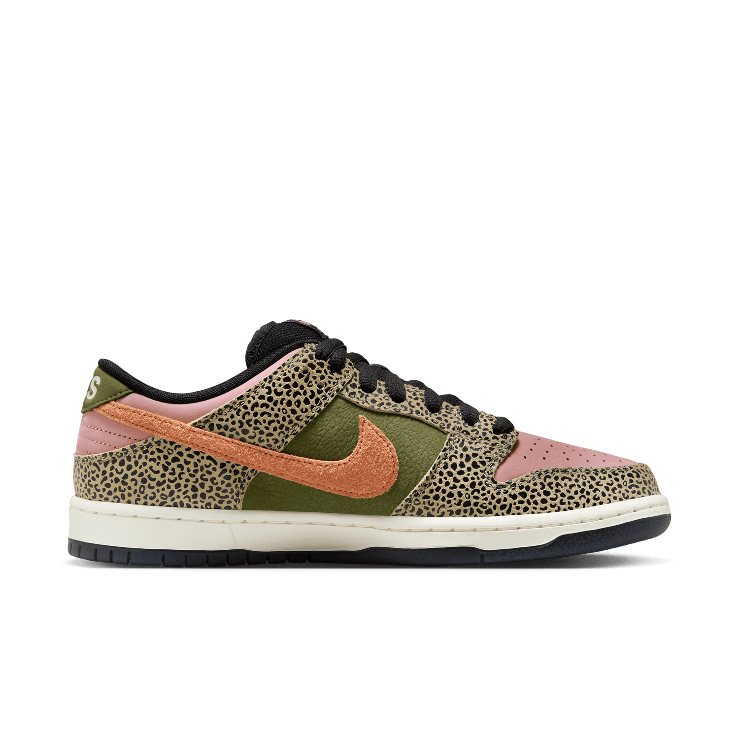 SB DUNK LOW PRO