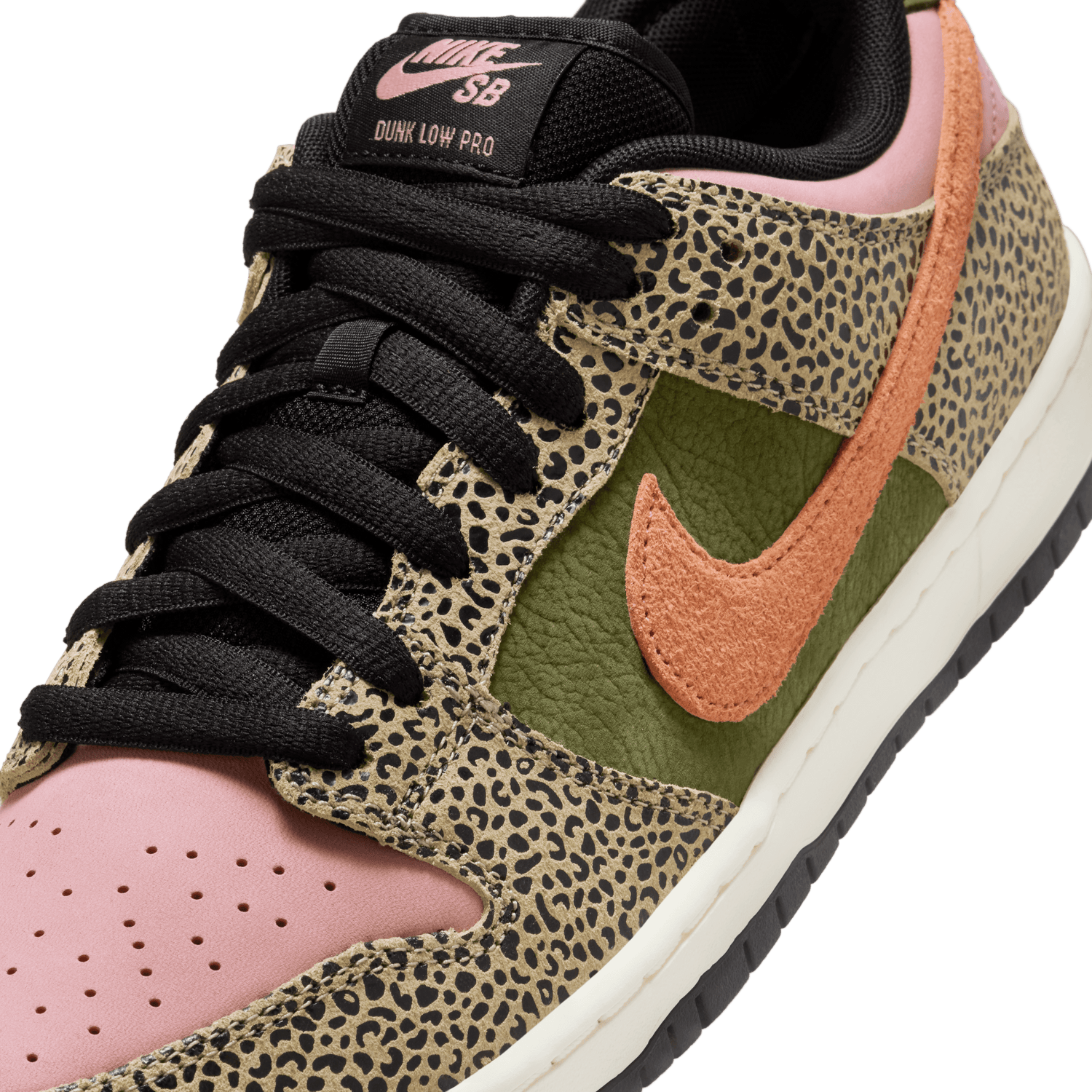 SB DUNK LOW PRO