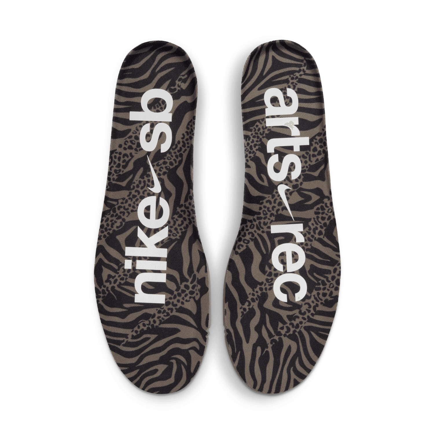 SB DUNK LOW PRO