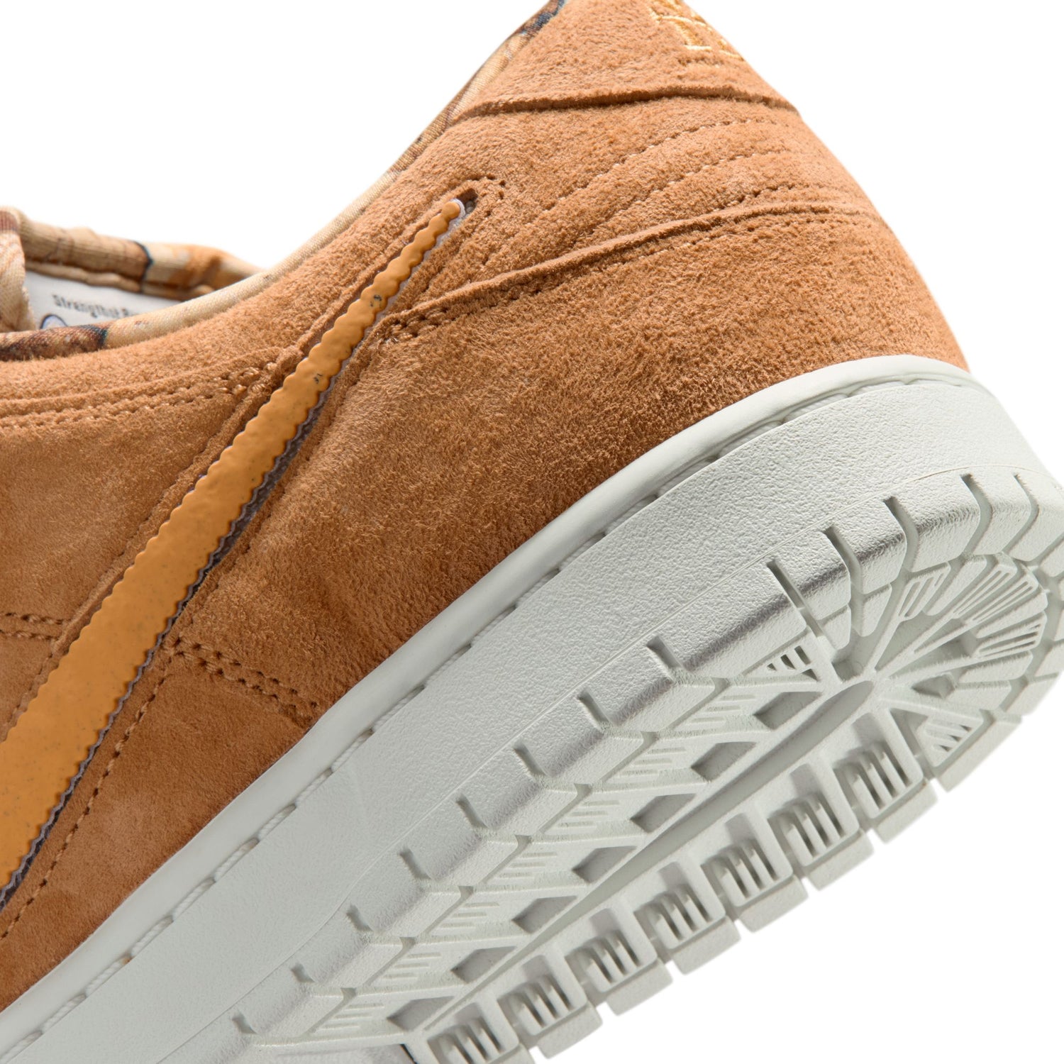 SB DUNK LOW