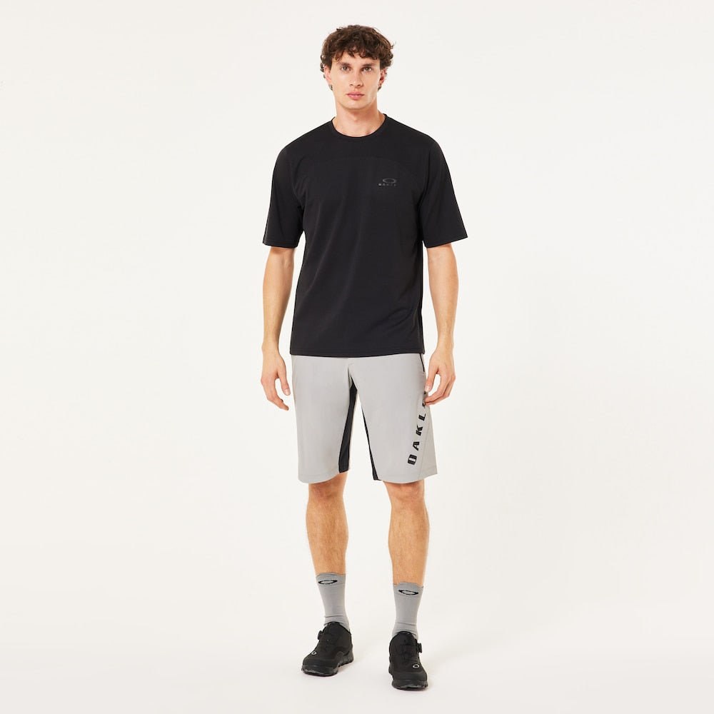 FREE RIDE SHORT CEMENT