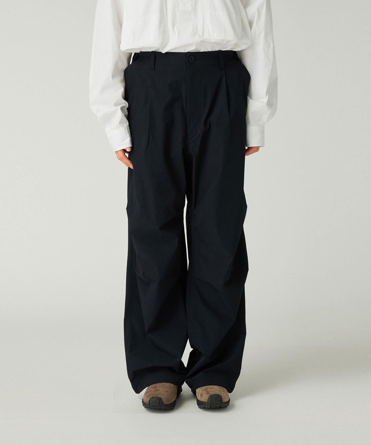 WATER-REPELLENT STRETCH TREKKING PANTS BLACK