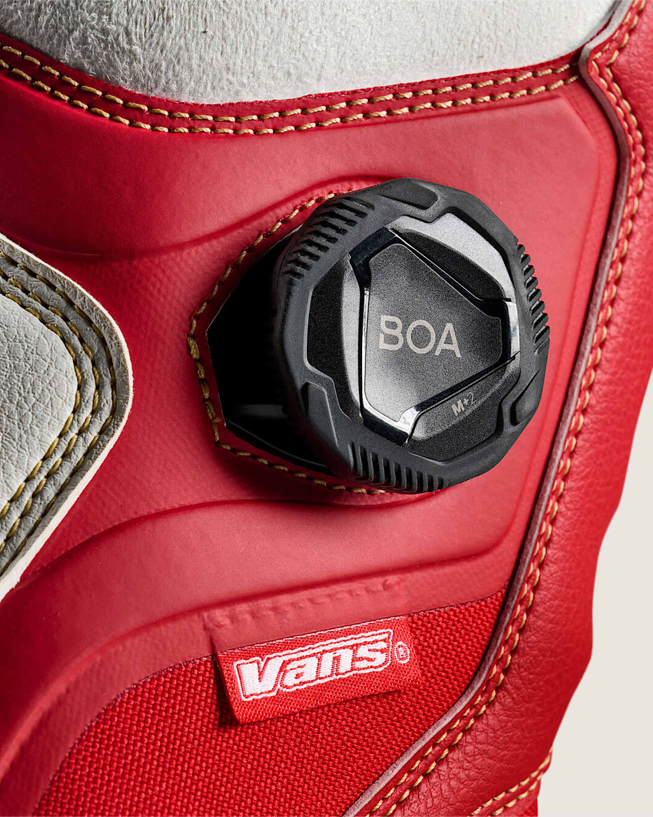 ENCORE PRO MIA BROOKES RACING RED / MARSHMALLOW