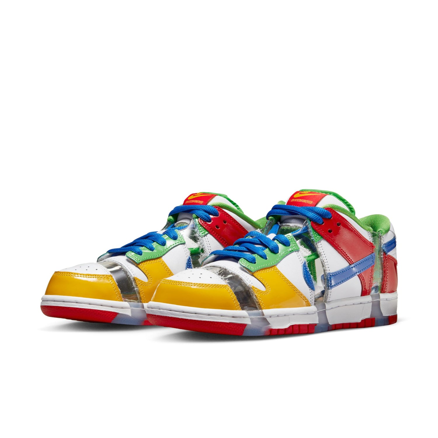NIKE SB DUNK LOW