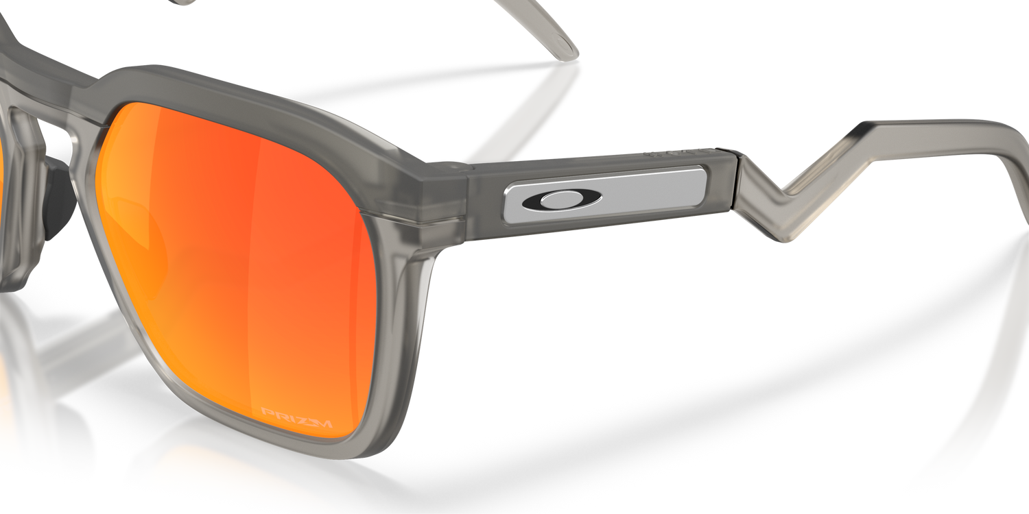 HSTN SQUARE MATTE GREY SMOKE PRIZM RUBY