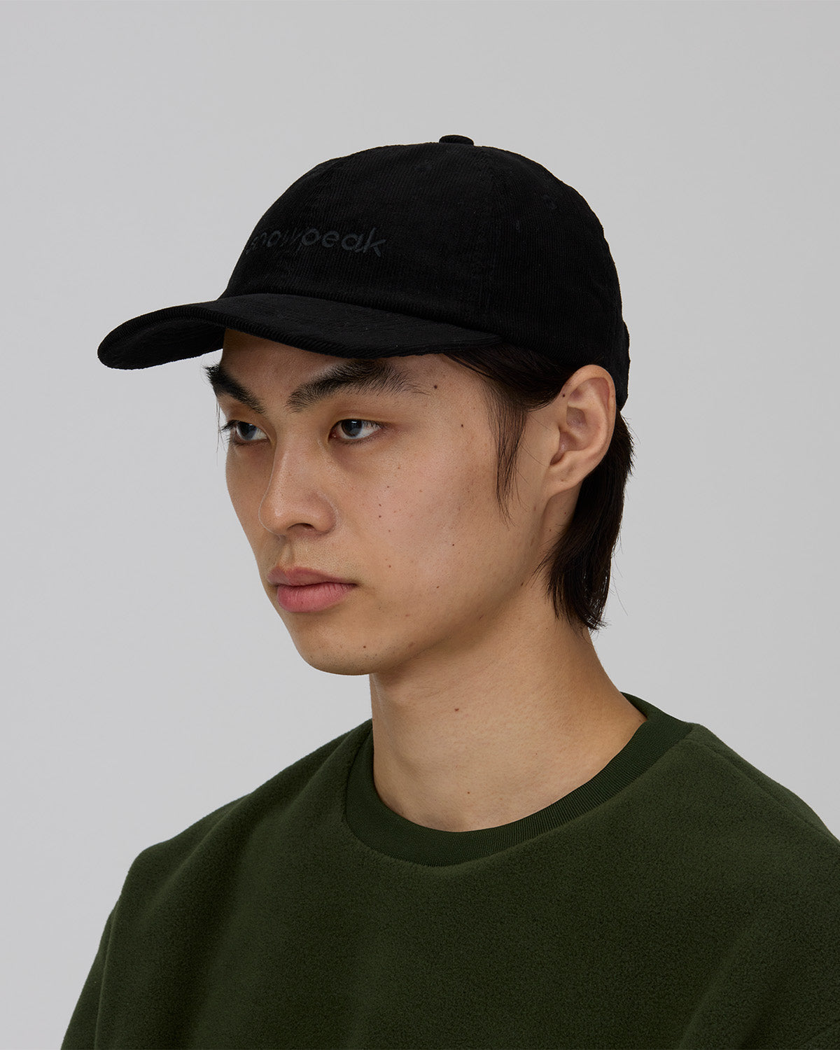 CORDUROY LOGO DESIGN CAP BLACK