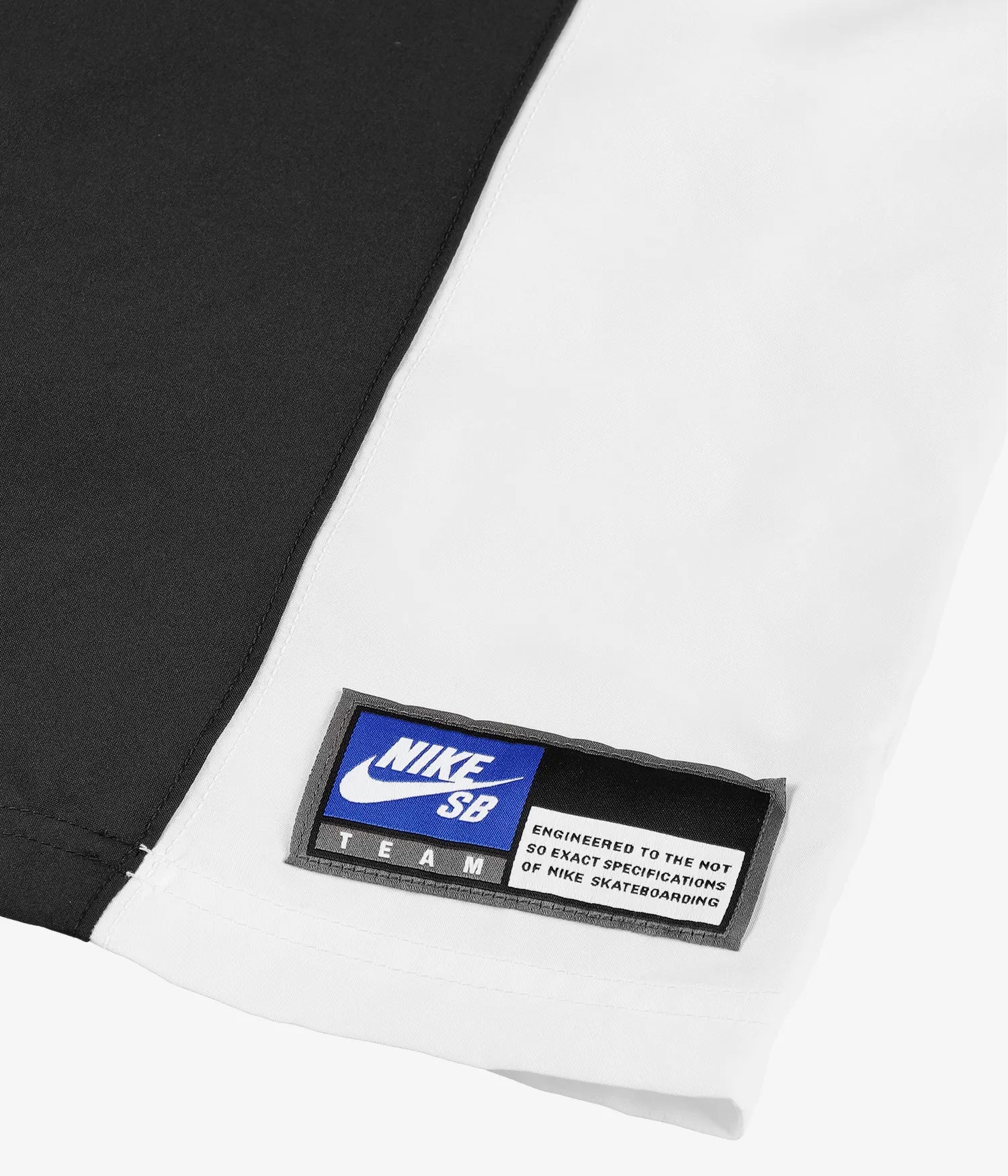 BOWLER SHIRT BLACK / WHITE