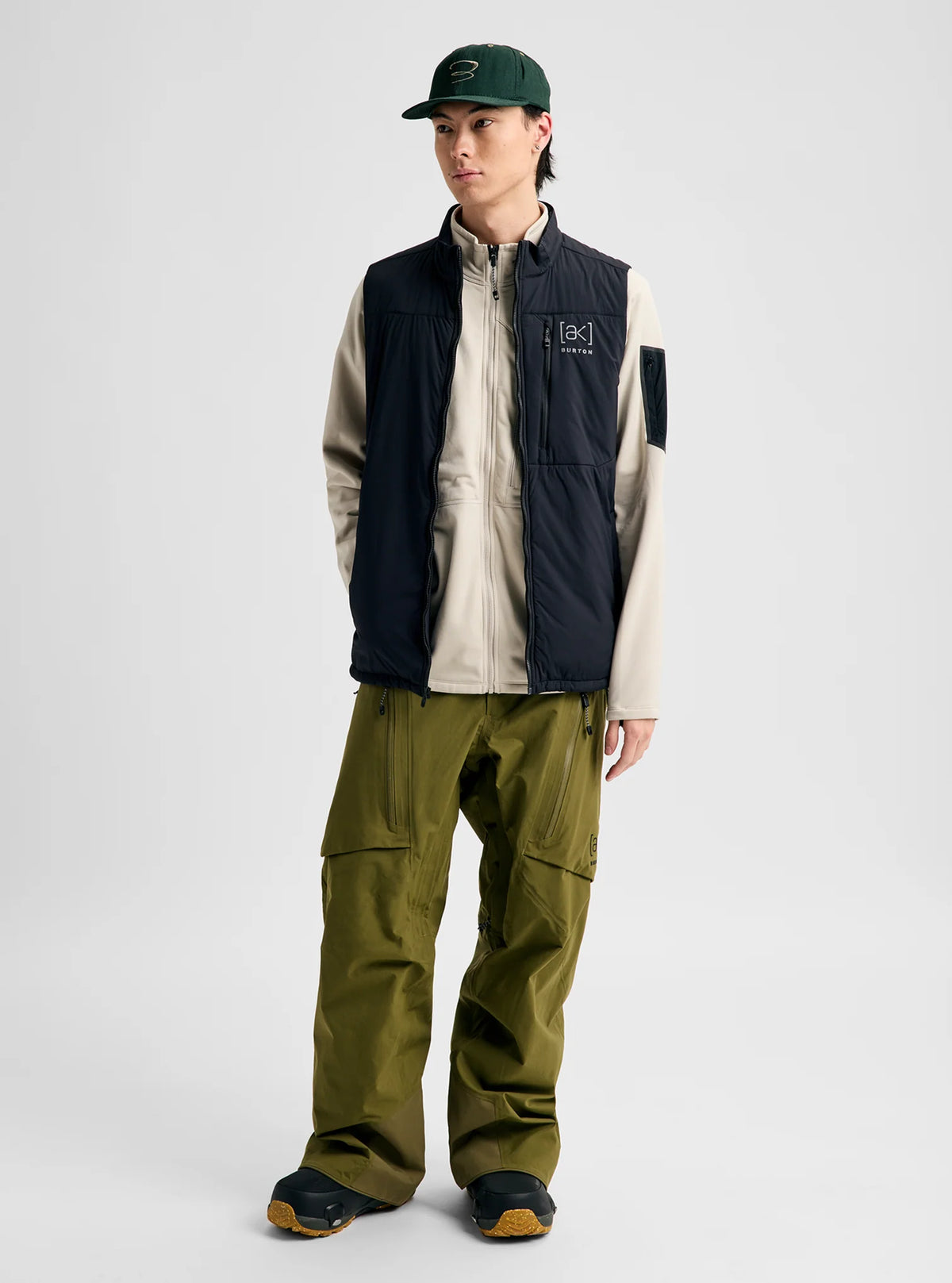 [AK] HELIUM STRETCH INSULATED VEST TRUE BLACK