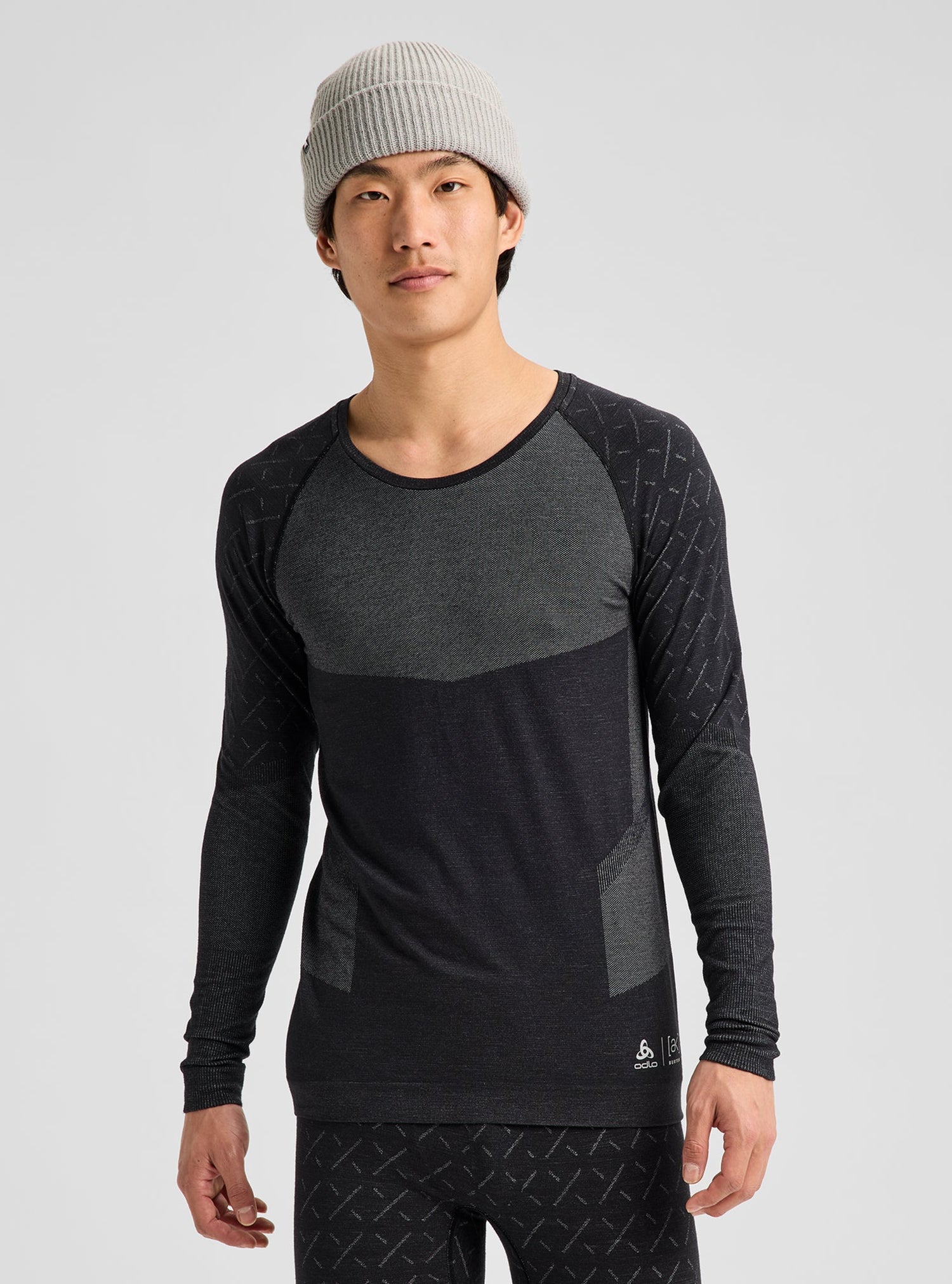 [AK] SLOKAR MERINO BASE LAYER CREWNECK TRUE BLACK / GRAY CLOUD