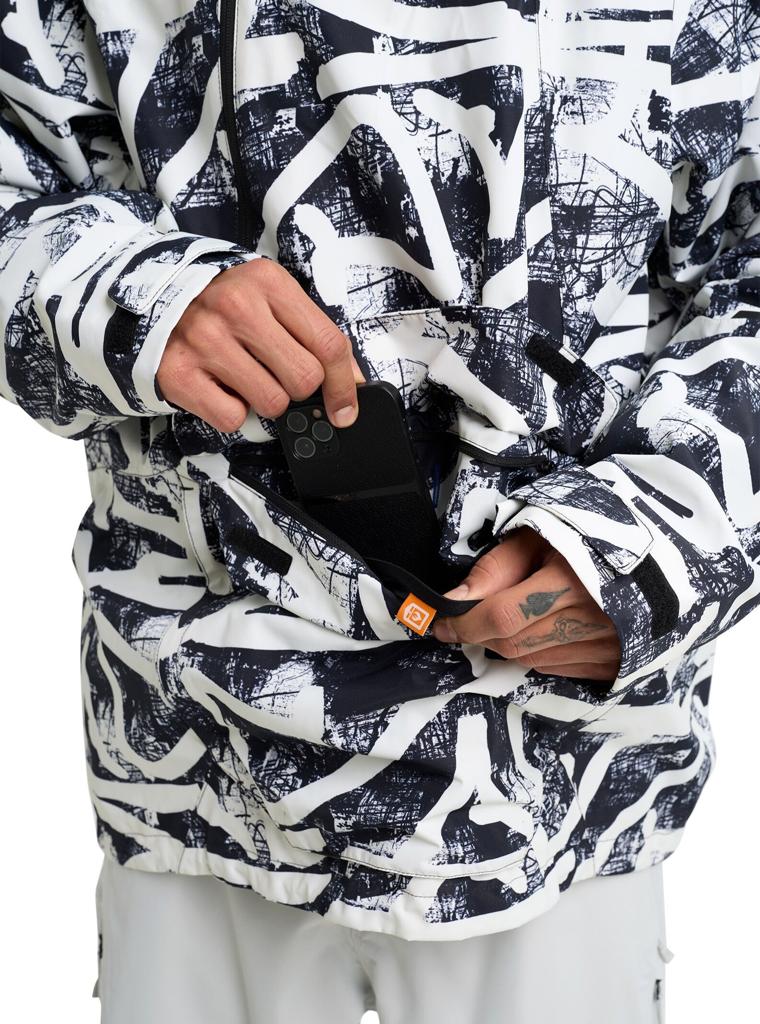 M RSRV RLX ANORAK CITY STREETS
