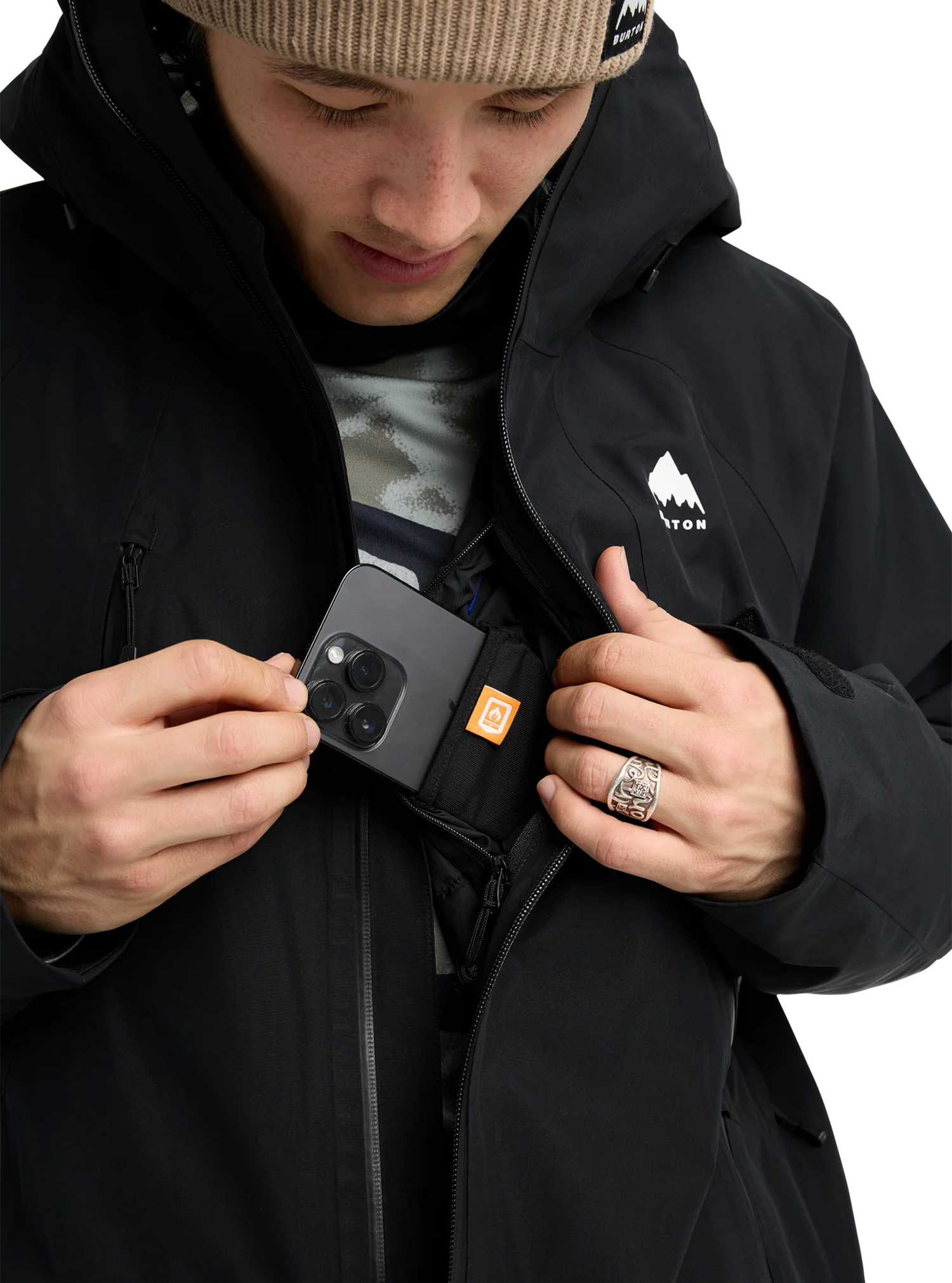RESERVE GORE-TEX 2L INSULATED JACKET TRUE BLACK