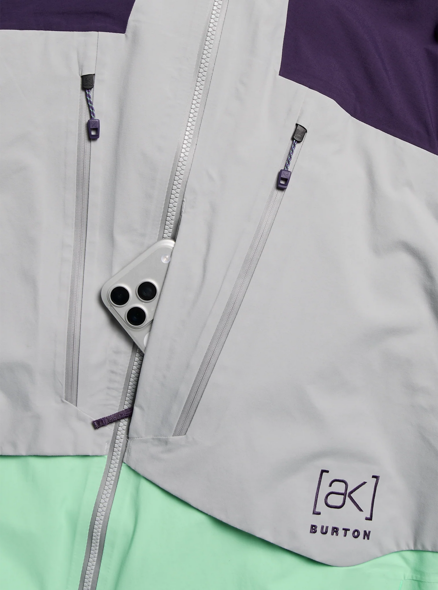 [AK] SWASH  INSULATED GORE-TEX 2L JACKET NIGHTSHADE PURPLE / APPARITION GRAY / GREEN VOLTAGE