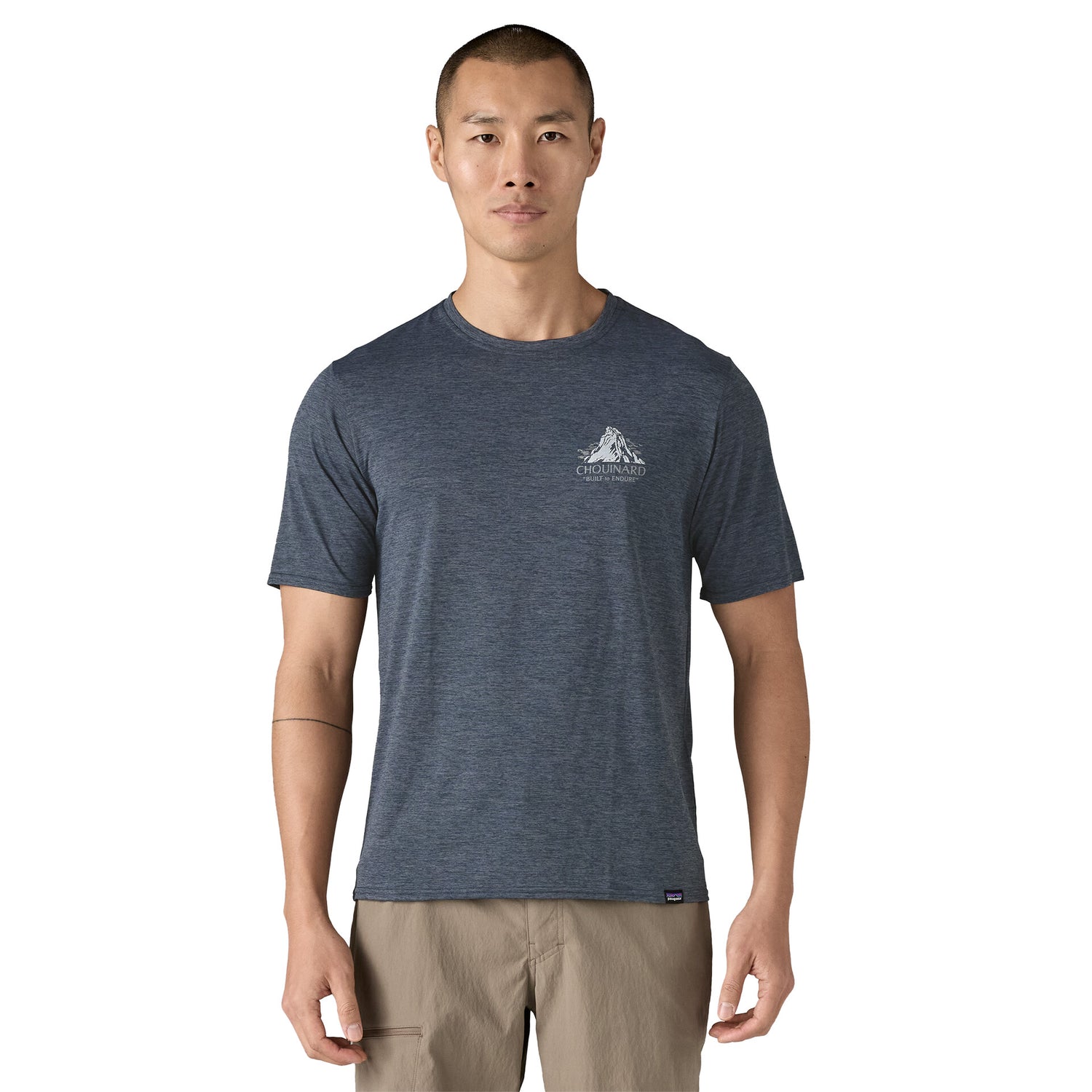 M'S CAP COOL DAILY GRAPHIC SHIRT - LANDS CHOUINARD CREST: SMOLDER BLUE X-DYE