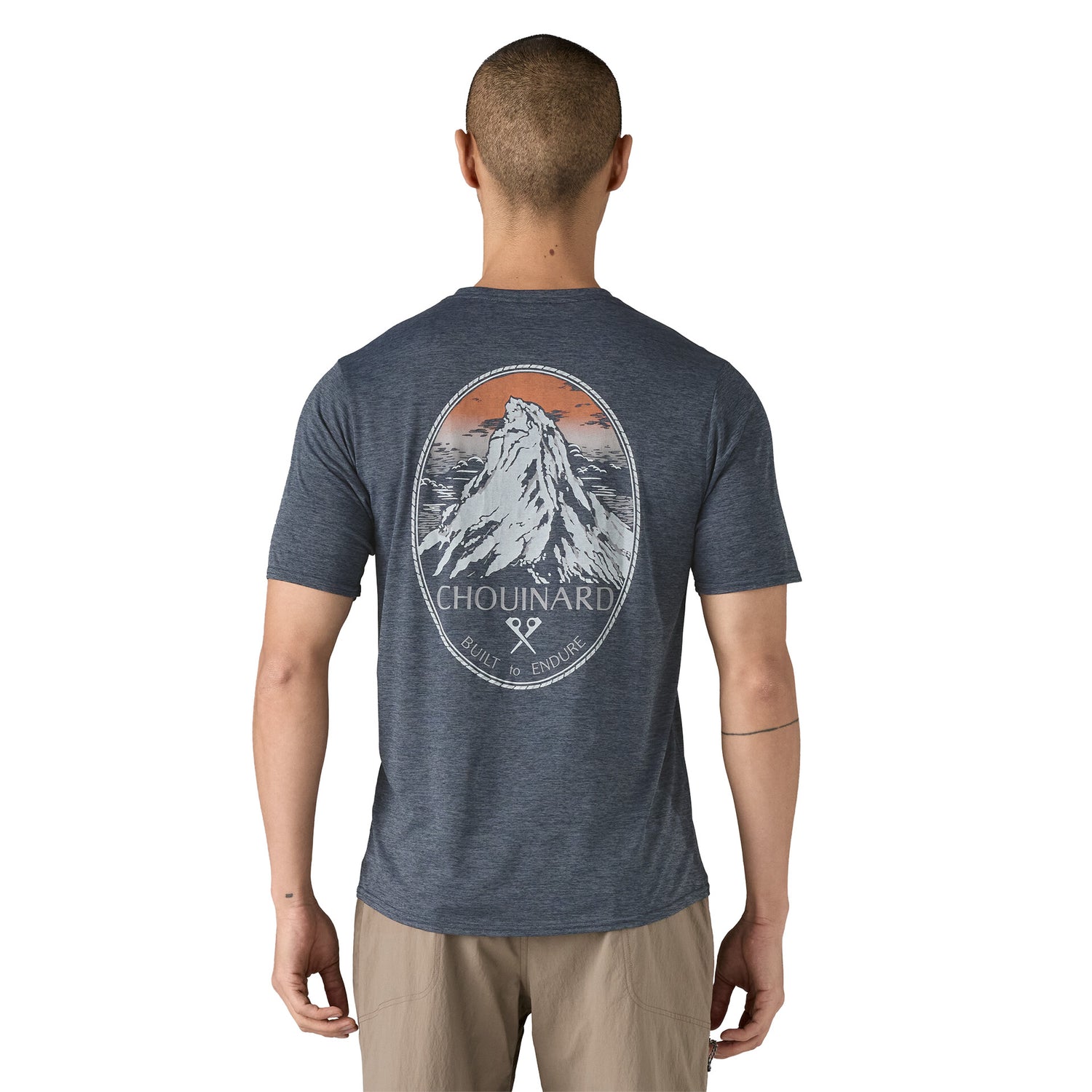 M'S CAP COOL DAILY GRAPHIC SHIRT - LANDS CHOUINARD CREST: SMOLDER BLUE X-DYE