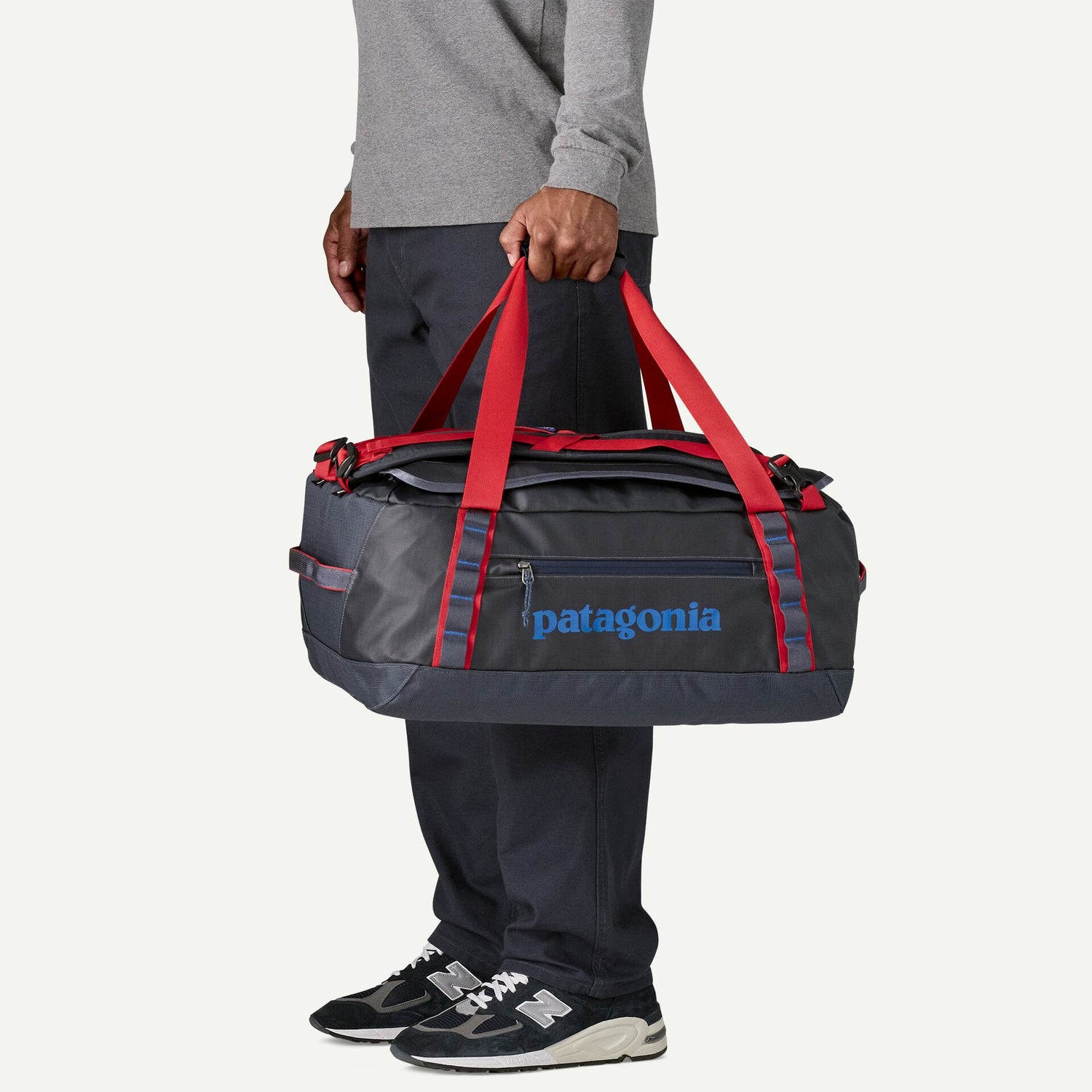 BLACK HOLE DUFFEL 40L SMOLDER BLUE / AMANITA RED