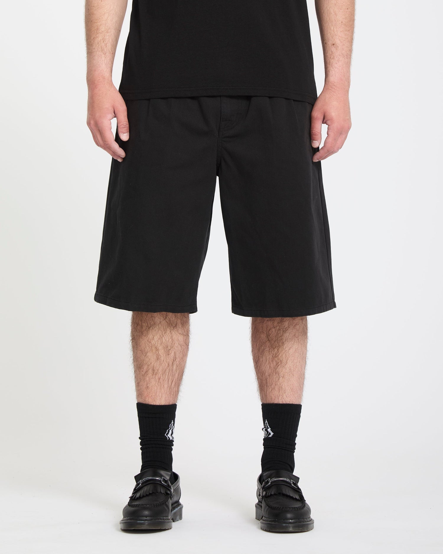 CHILLOW PLEAT EW CHINO SHT 24 BLACK