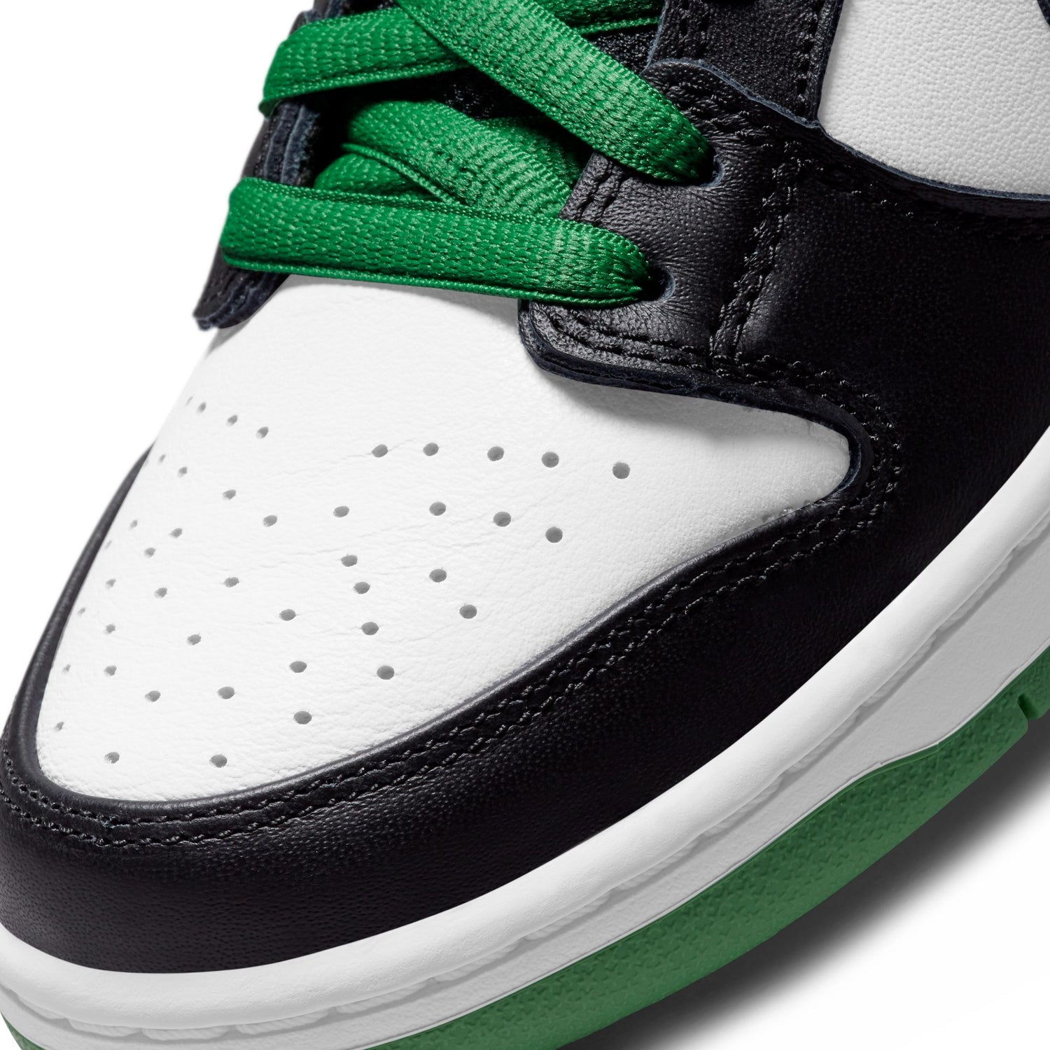 DUNK LOW PRO CLASSIC GREEN / BLACK / WHITE