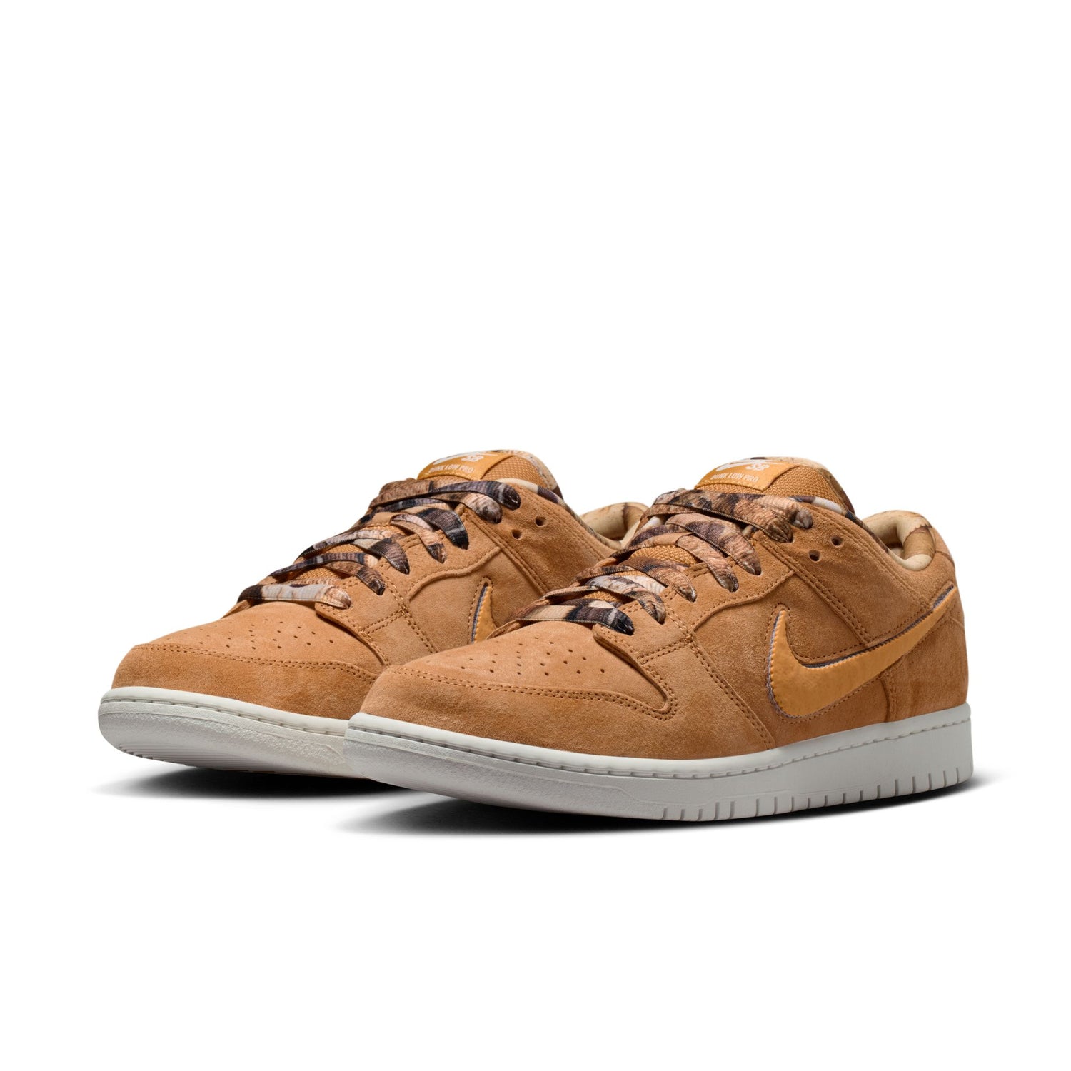 SB DUNK LOW 