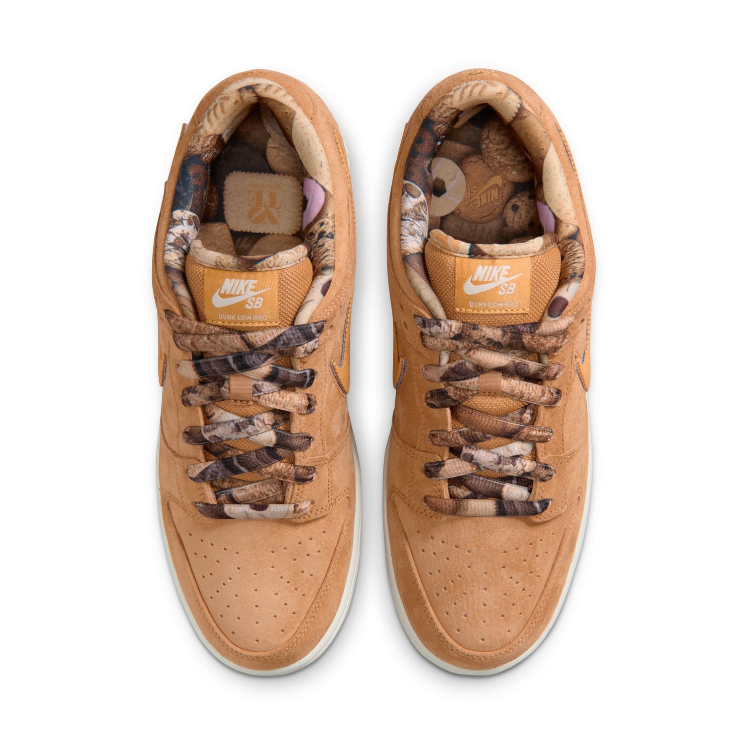 SB DUNK LOW 