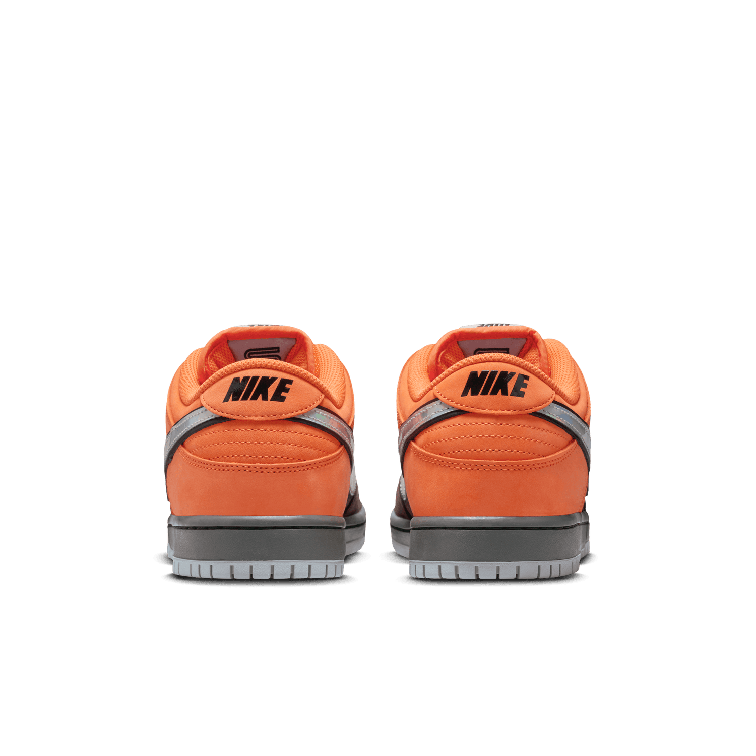 SB DUNK LOW PRO SAFETY ORANGE / WOLF GREY / BAROQUE BROWN