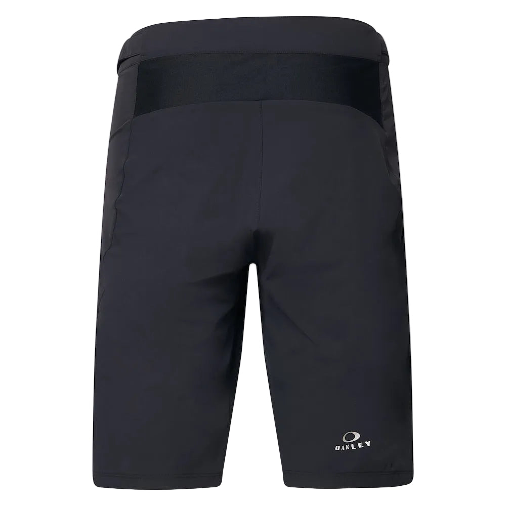 FREE RIDE SHORT BLACKOUT