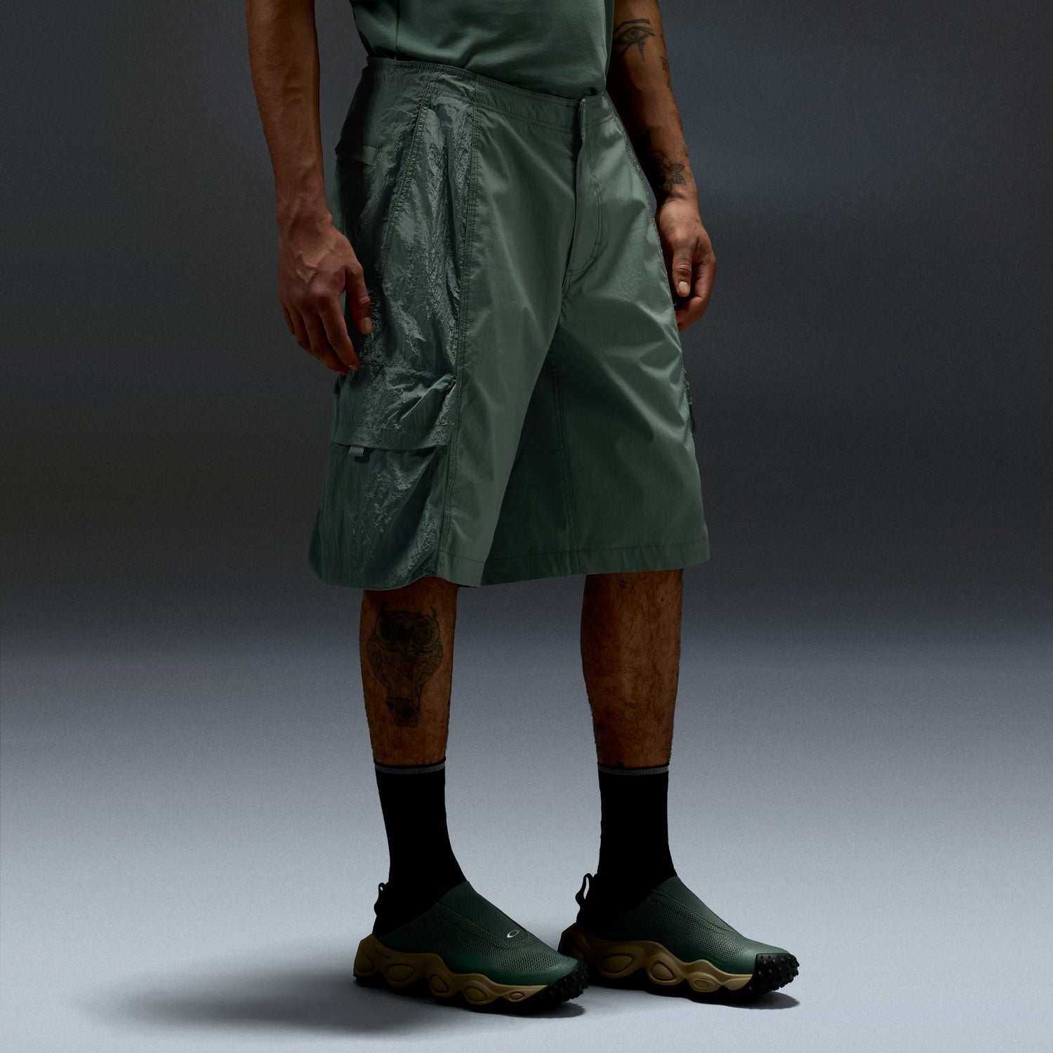RESERVE MOMENTO CARGO SHORT AVIATOR GREEN
