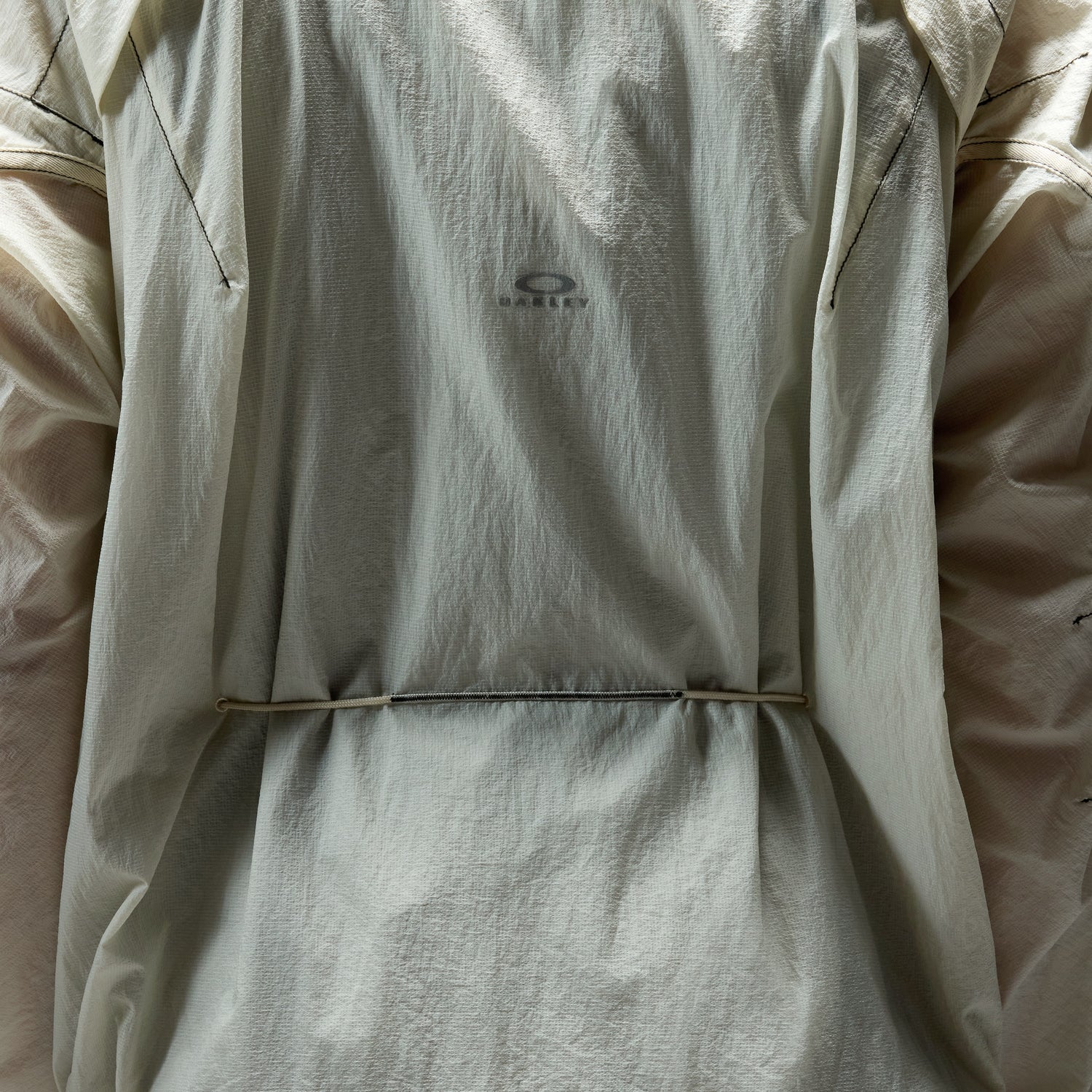 LATITUDE VEIL FLOW JACKET MIST