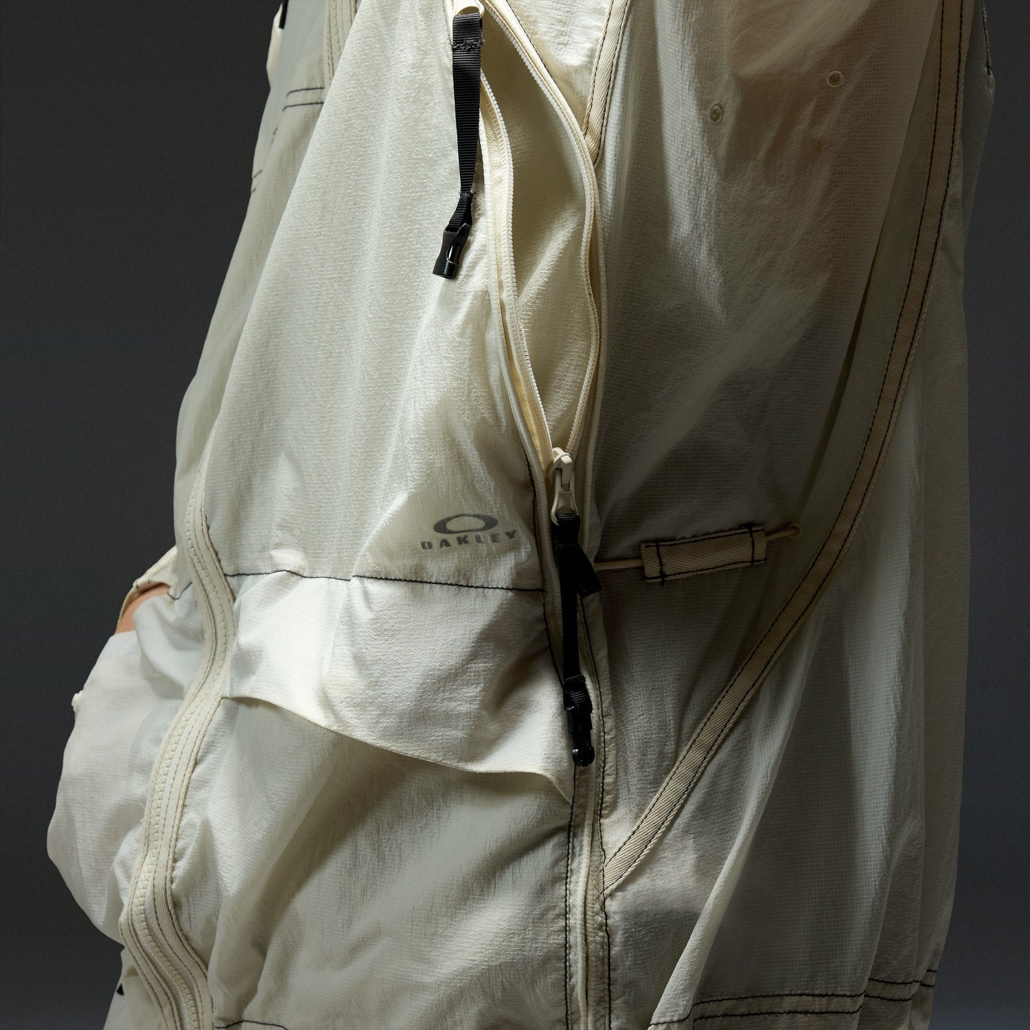 LATITUDE VEIL FLOW JACKET MIST