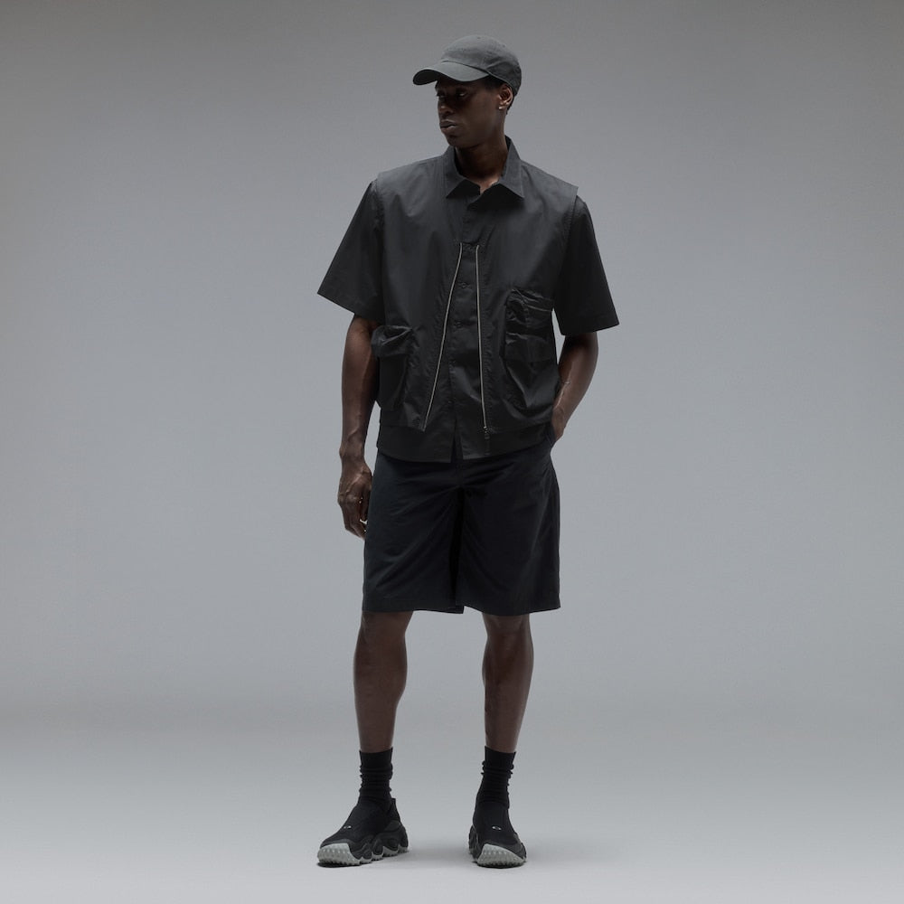 ECHO RISE VEST PITCH BLACK