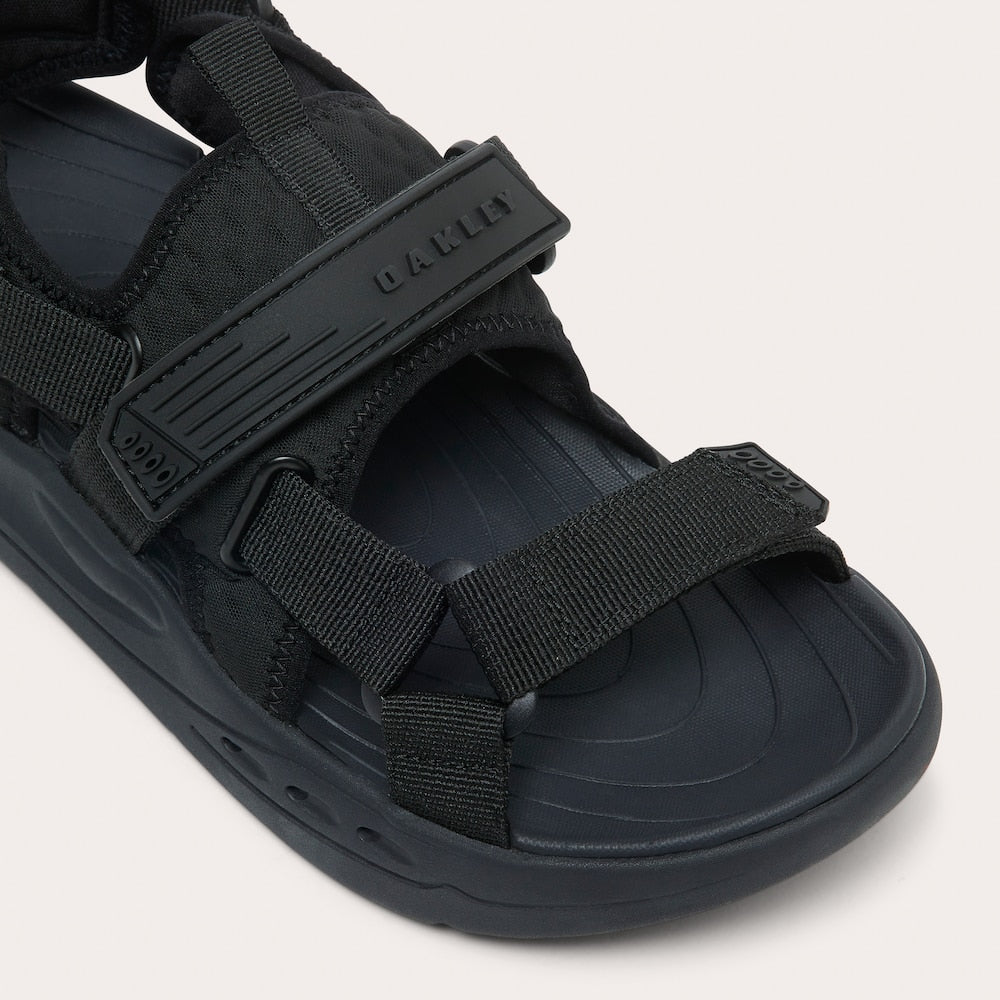 STUDIO SANDAL PITCH BLACK