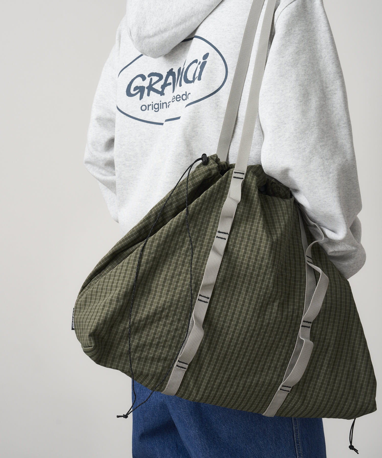 PLAID CLIMBING TOTE OLIVE