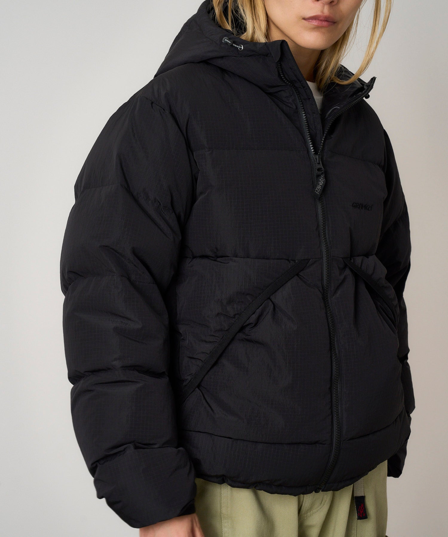 DOWN PUFFER HOODED JACKET BLACK