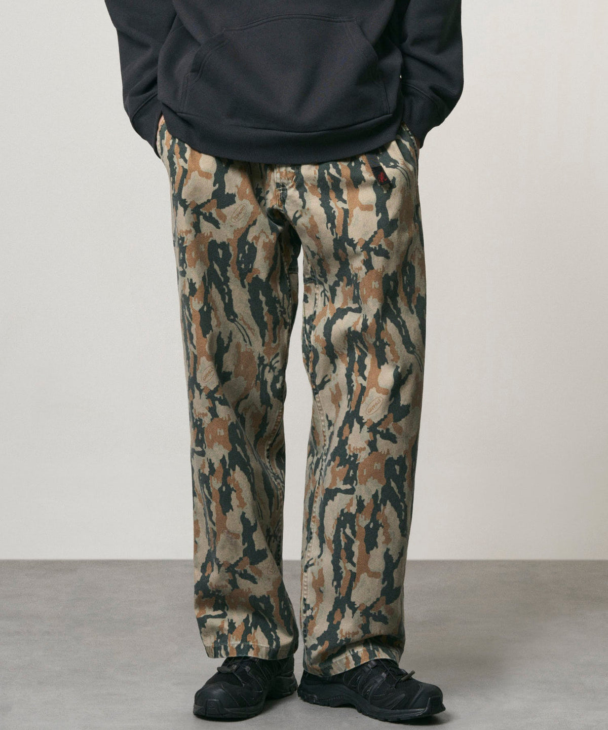 DENIM GRAMICCI STREIGHT FIT PANT BARK CAMO