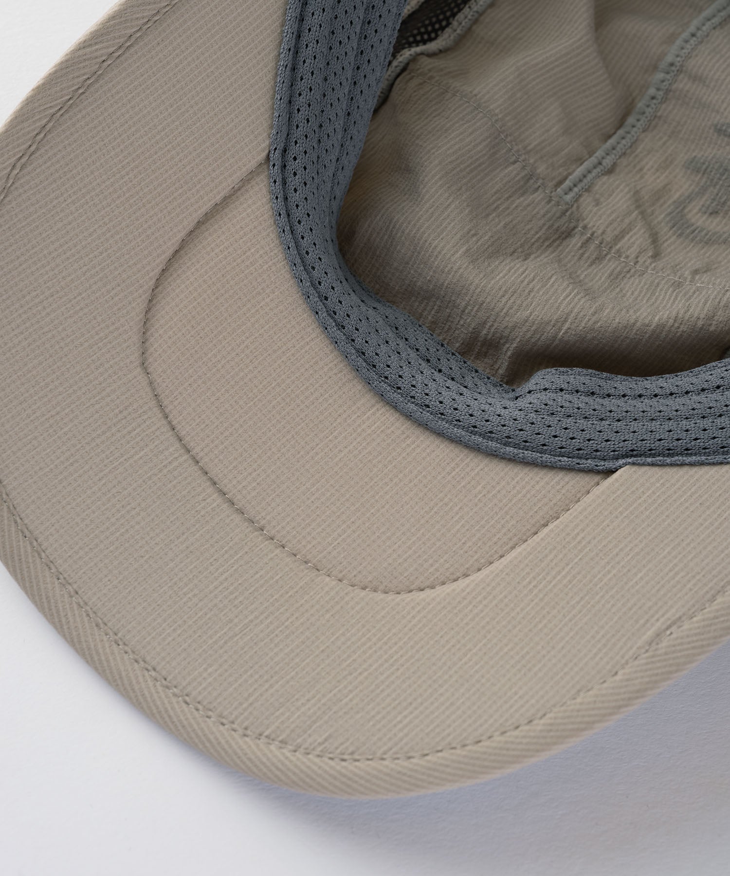 ULTRA-LIGHT TECH CAP CONCRETE