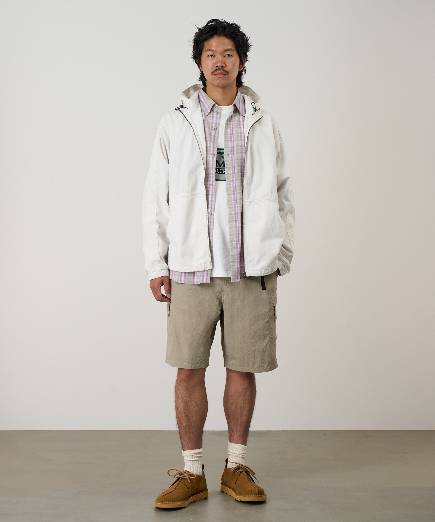 NYLON CLIFF SHORT MILK TEA