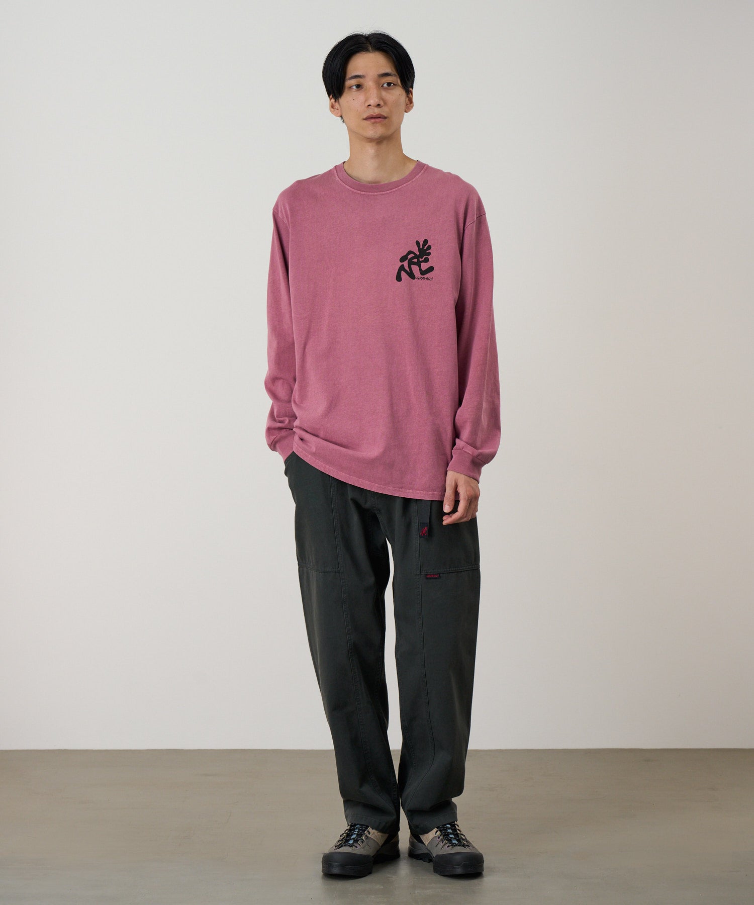 RUNNING MAN L/S TEE PIGMENT DYED RED PIGMENT