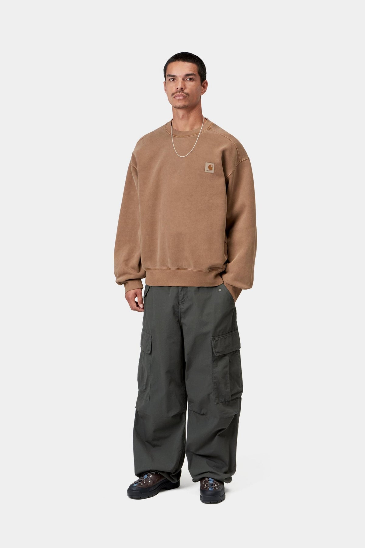 VISTA SWEAT WIP H BROWN GARMENT DYED