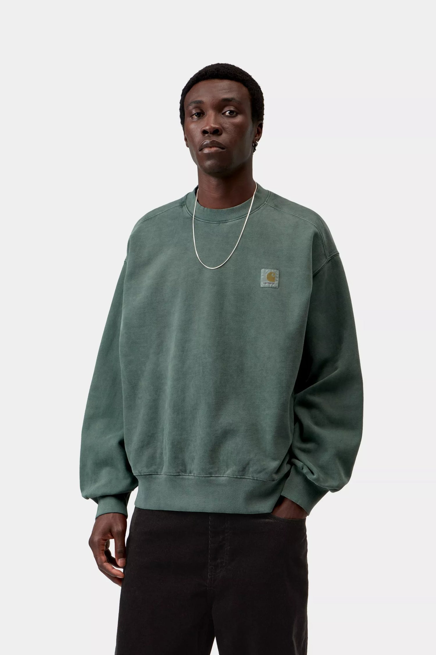 VISTA SWEAT DARK SCARAB GARMENT DYED