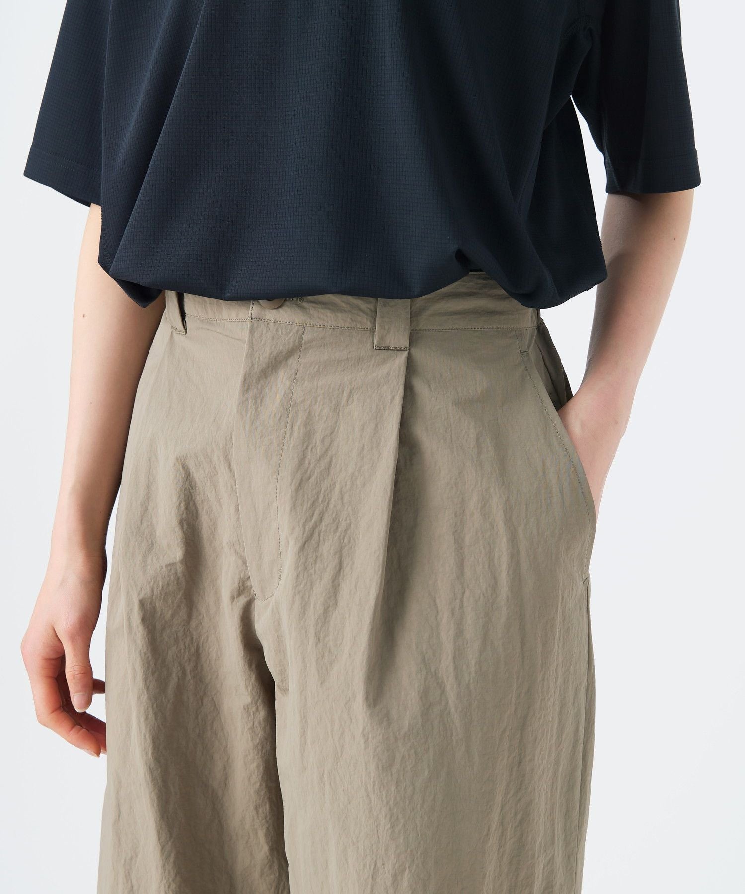NYLON WASHER TROUSERS GREIGE