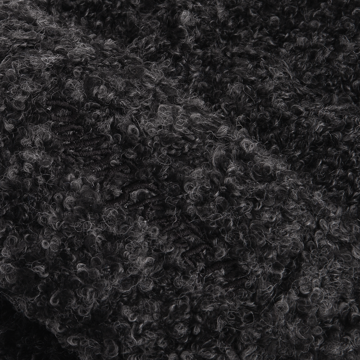 FLUFF BEANIE BLACK