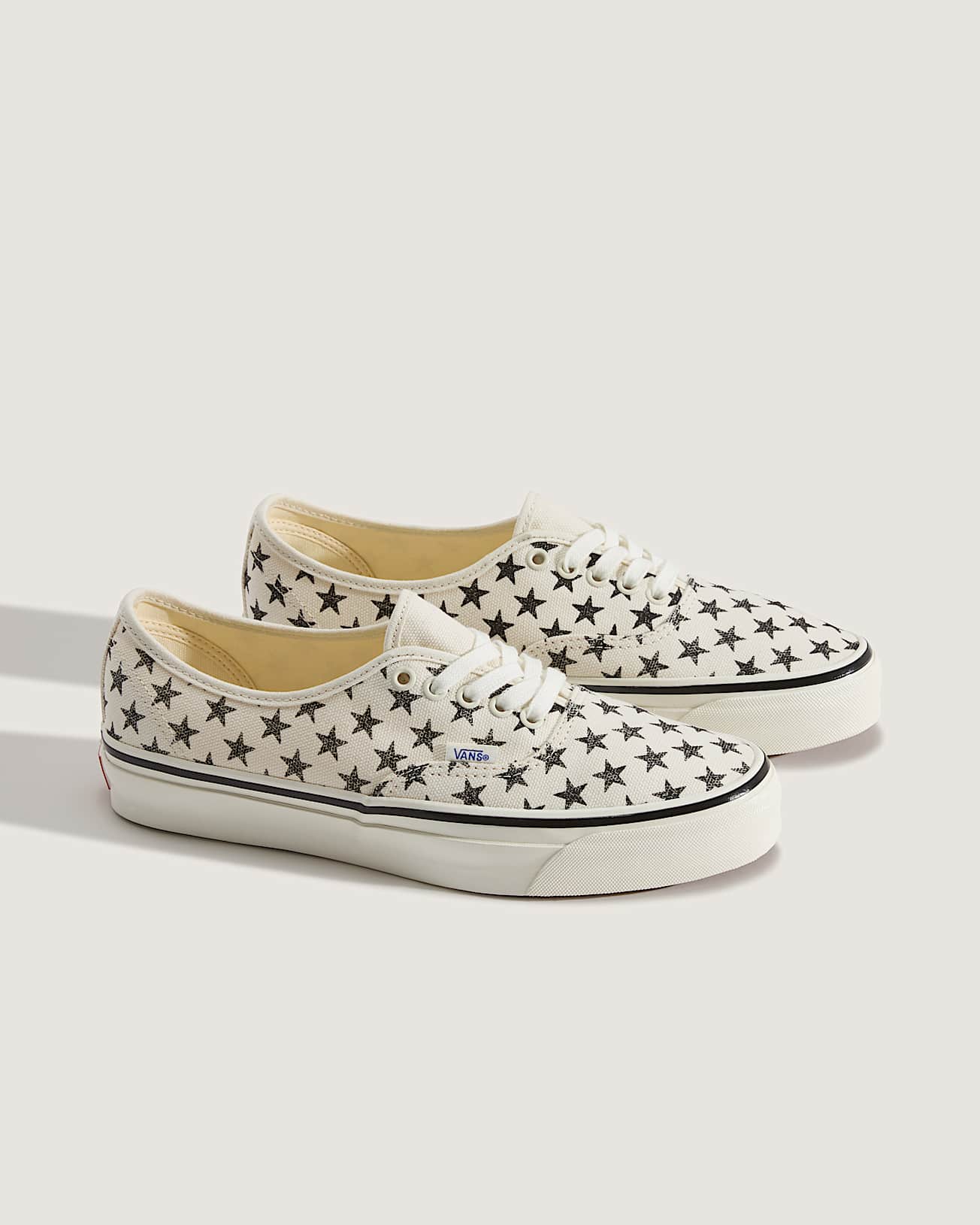 LX AUTHENTIC 44 STARS BLACK / MARSHMALLOW