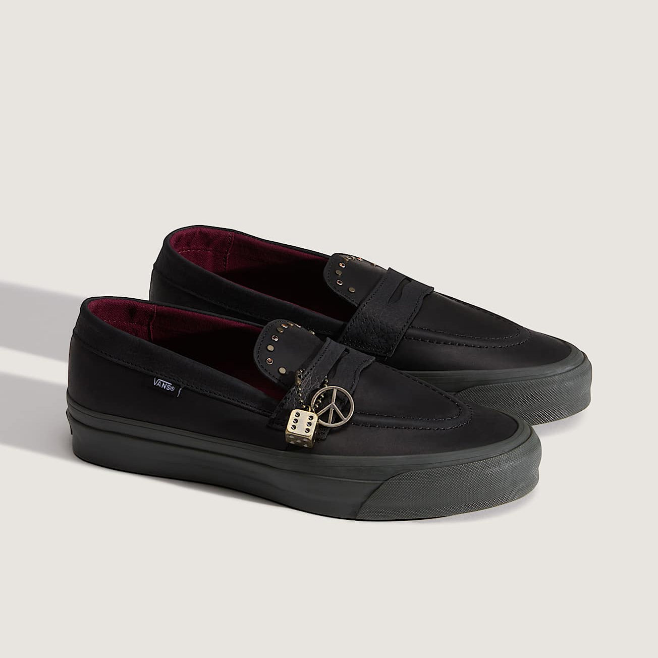 LX LOAFER 53 HARDWARE BLACK