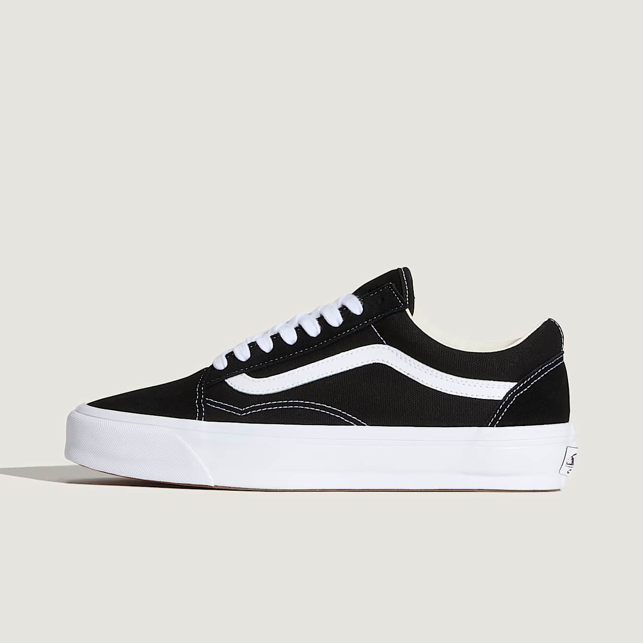 LX OLD SKOOL BLACK / WHITE