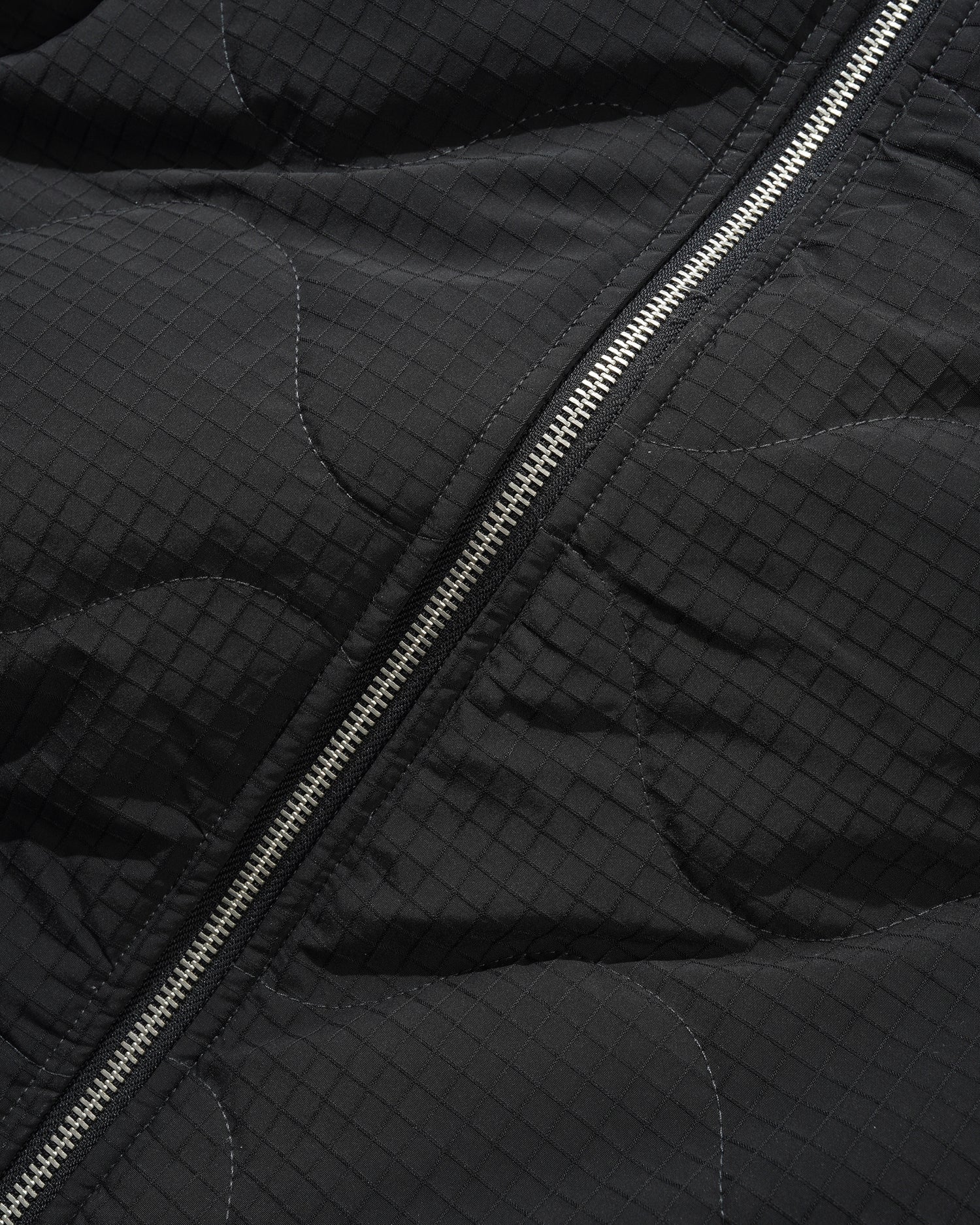 ROACH BOMBER JACKET BLACK