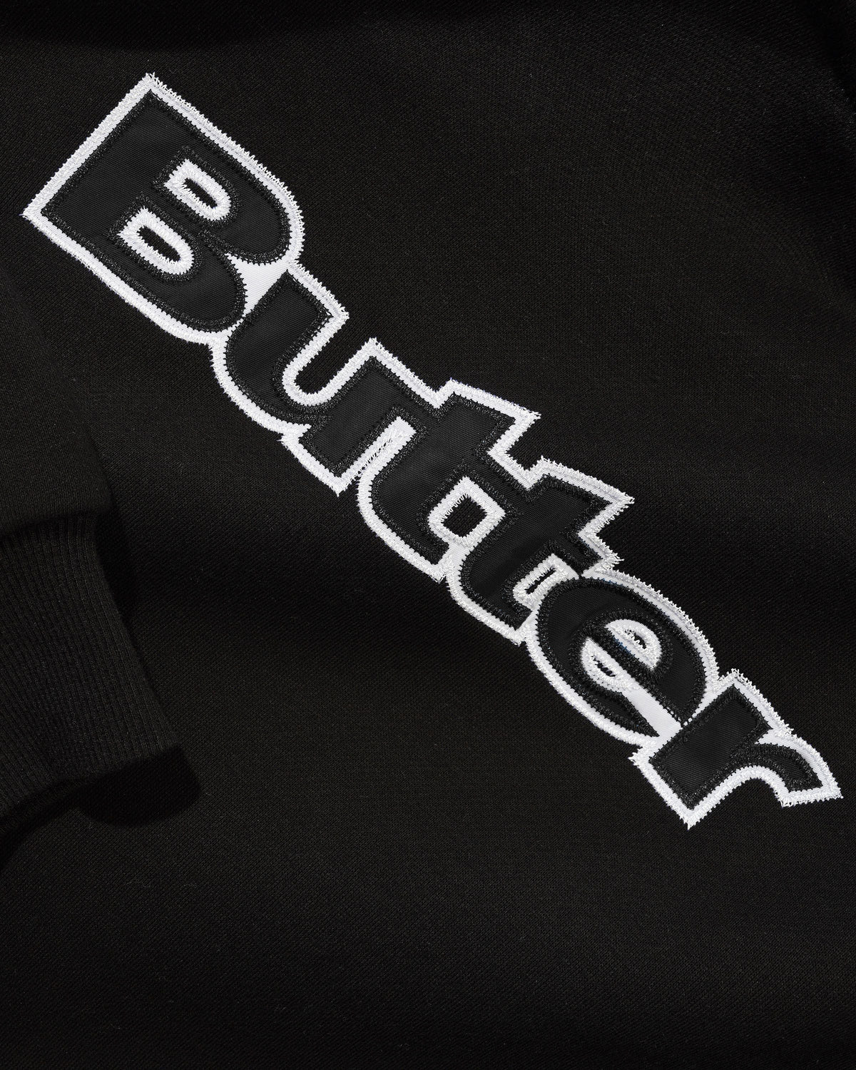 SATIN APPLIQUE LOGO CREWNECK BLACK