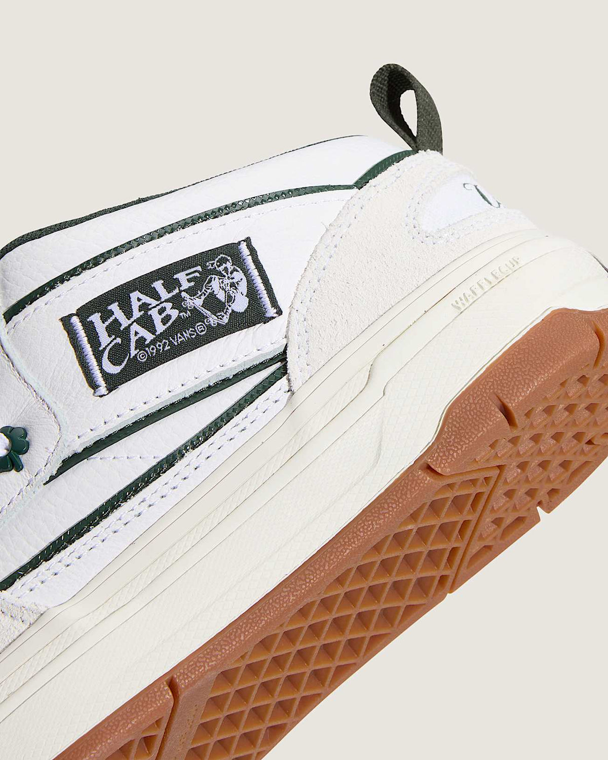 SKATE HALF CAB WAFFLECUP UNA FARRER