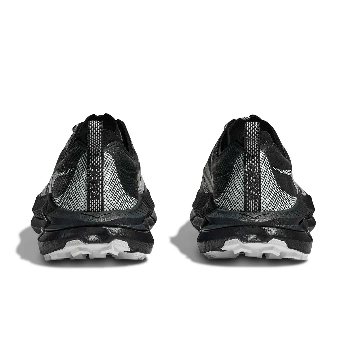 U MAFATE SPEED 4 LITE TS BLACK / WHITE