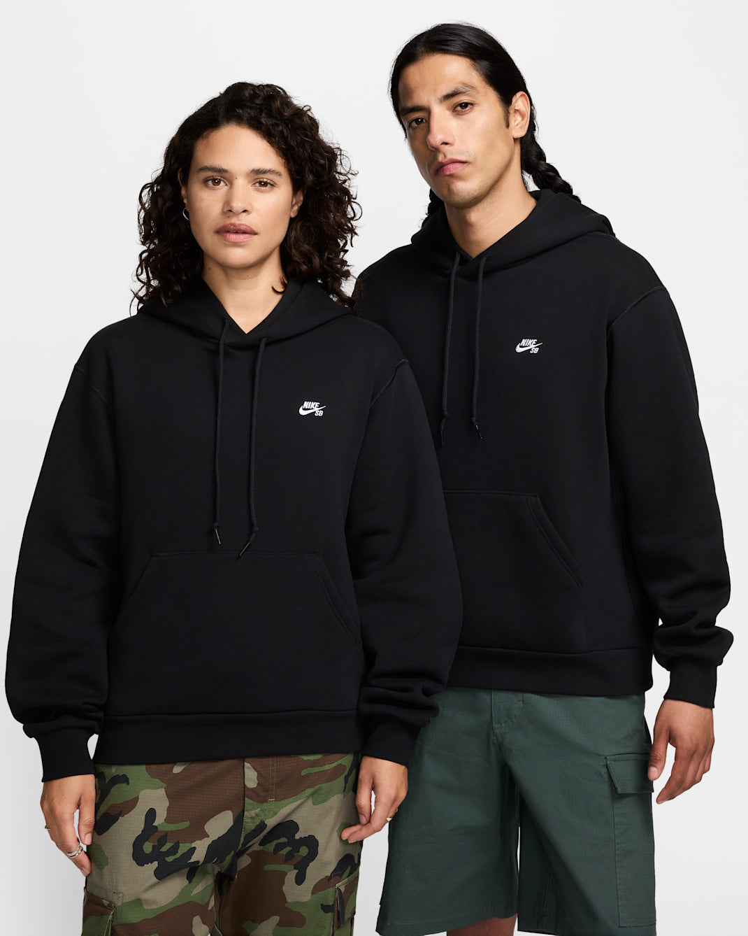 SB ICON HOOD BLACK / WHITE
