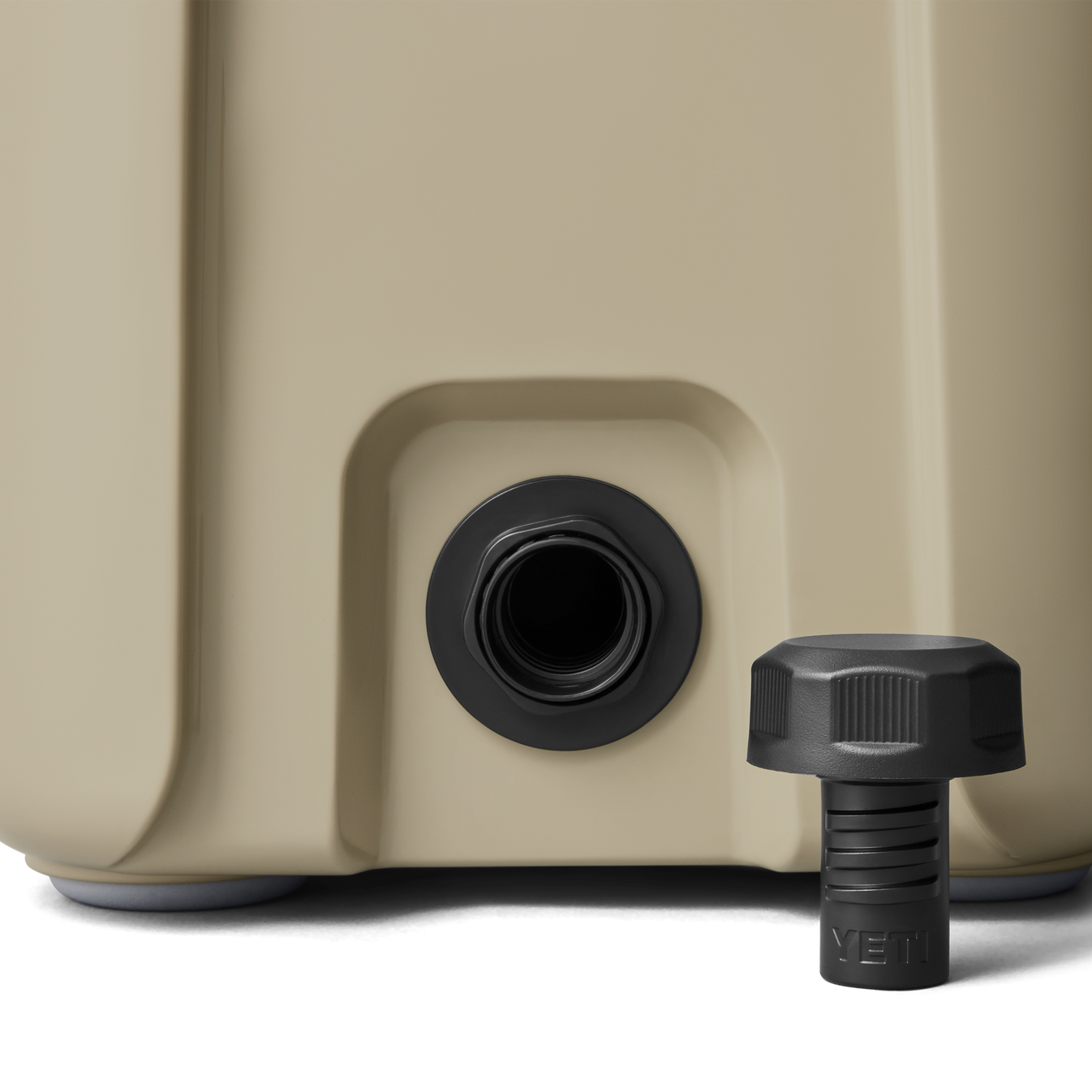 ROADIE® 15 COOLER TAN